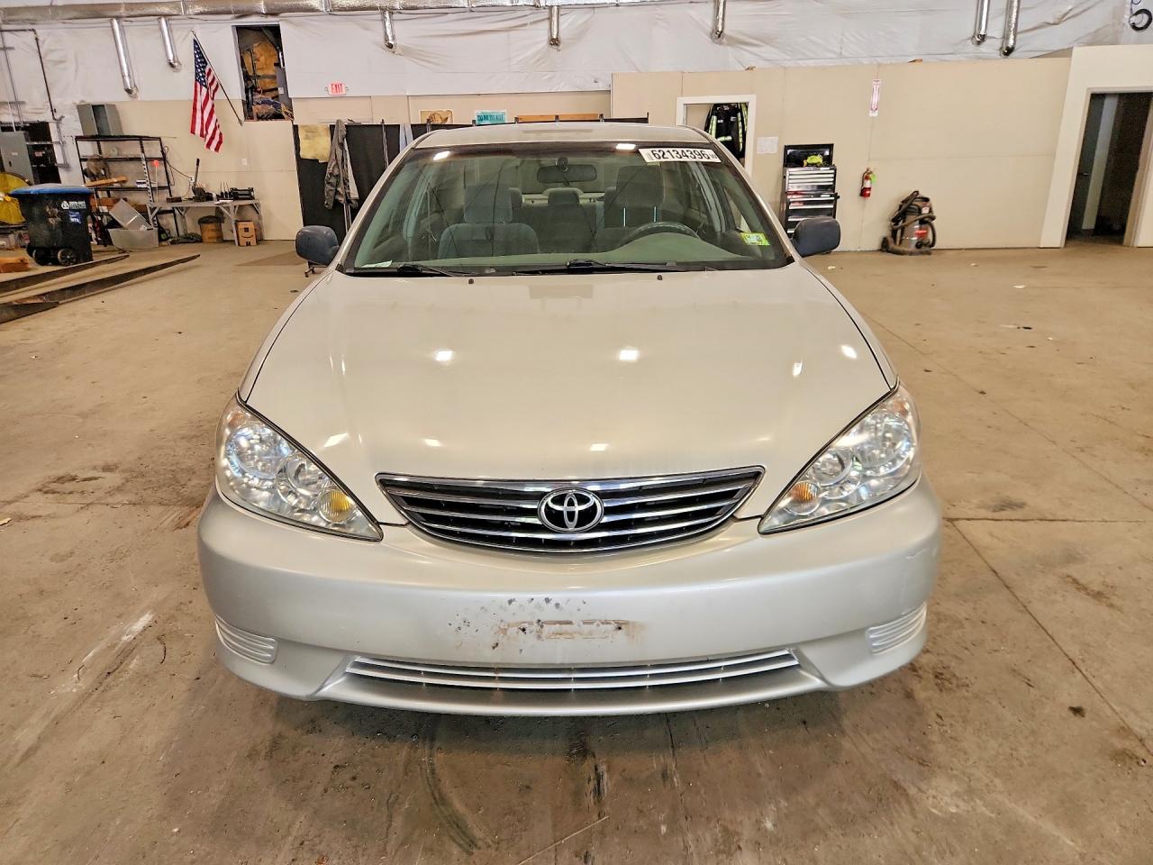 2006 Toyota Camry Standard Silver vin: 4T1BE32K06U712516