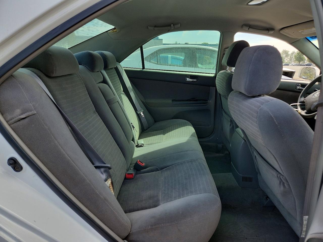2006 Toyota Camry Le White vin: 4T1BE32K06U718638