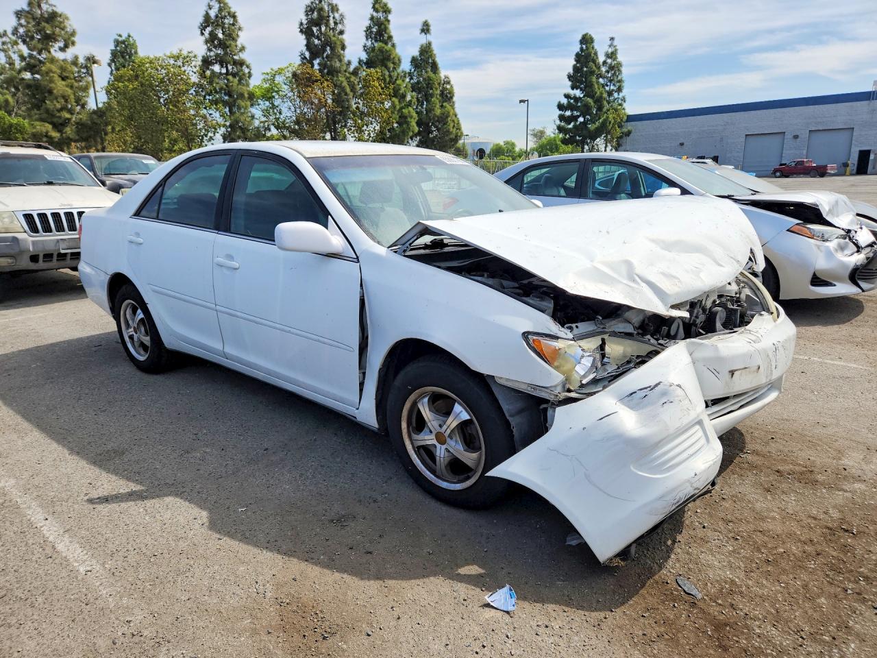 2006 Toyota Camry Le White vin: 4T1BE32K06U718638