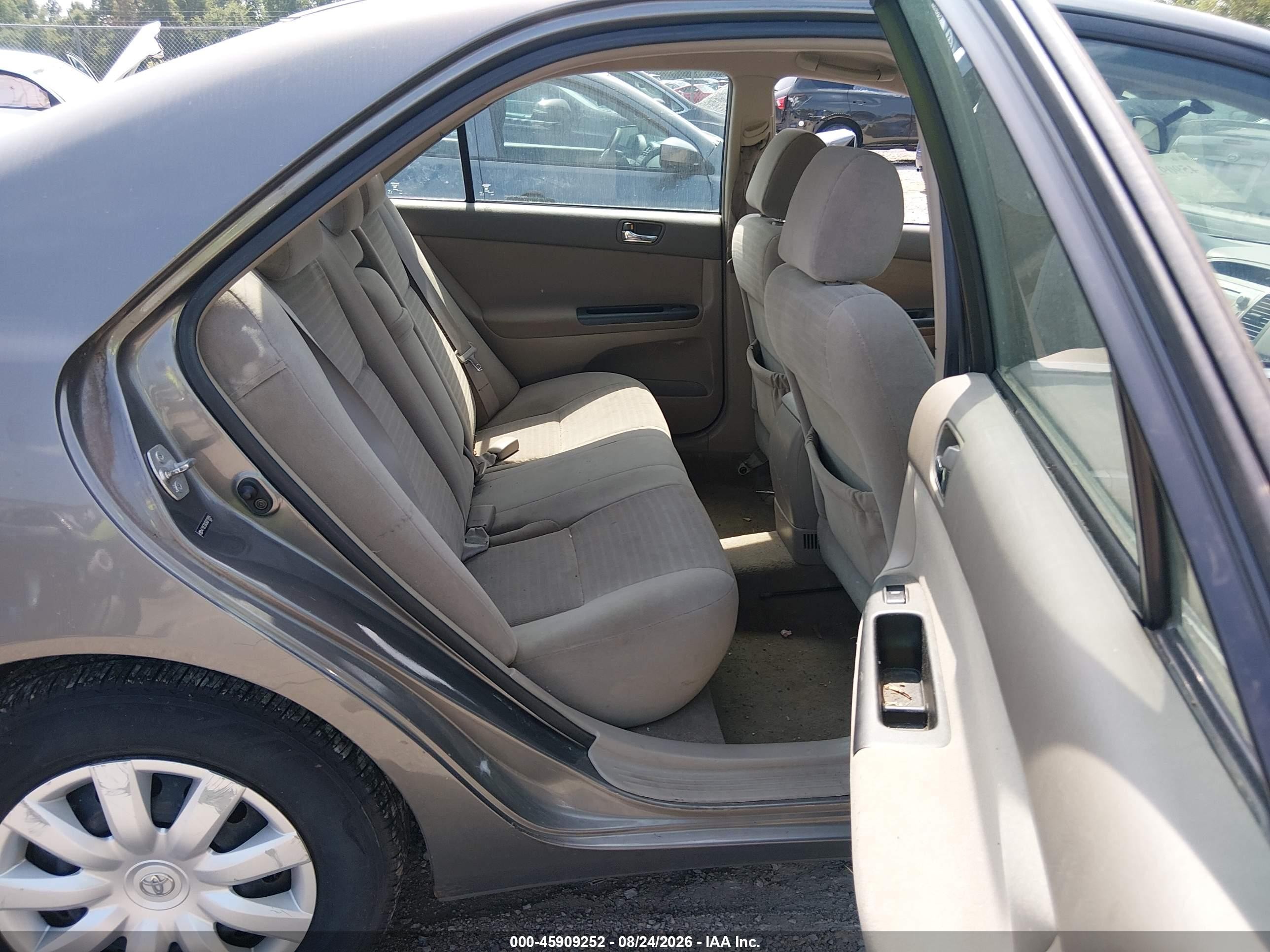 2006 Toyota Camry Le Gray vin: 4T1BE32K06U718994