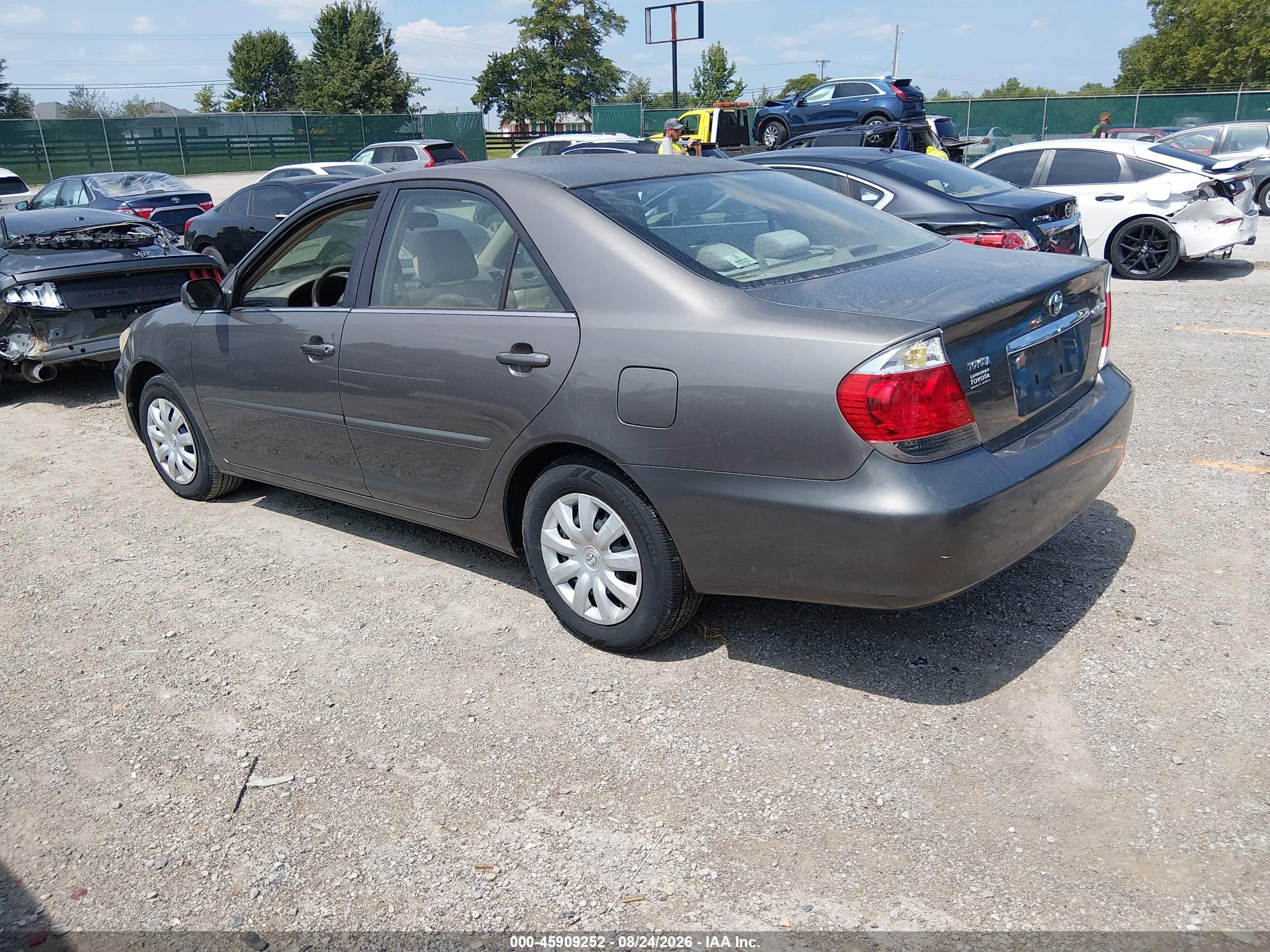 2006 Toyota Camry Le Gray vin: 4T1BE32K06U718994