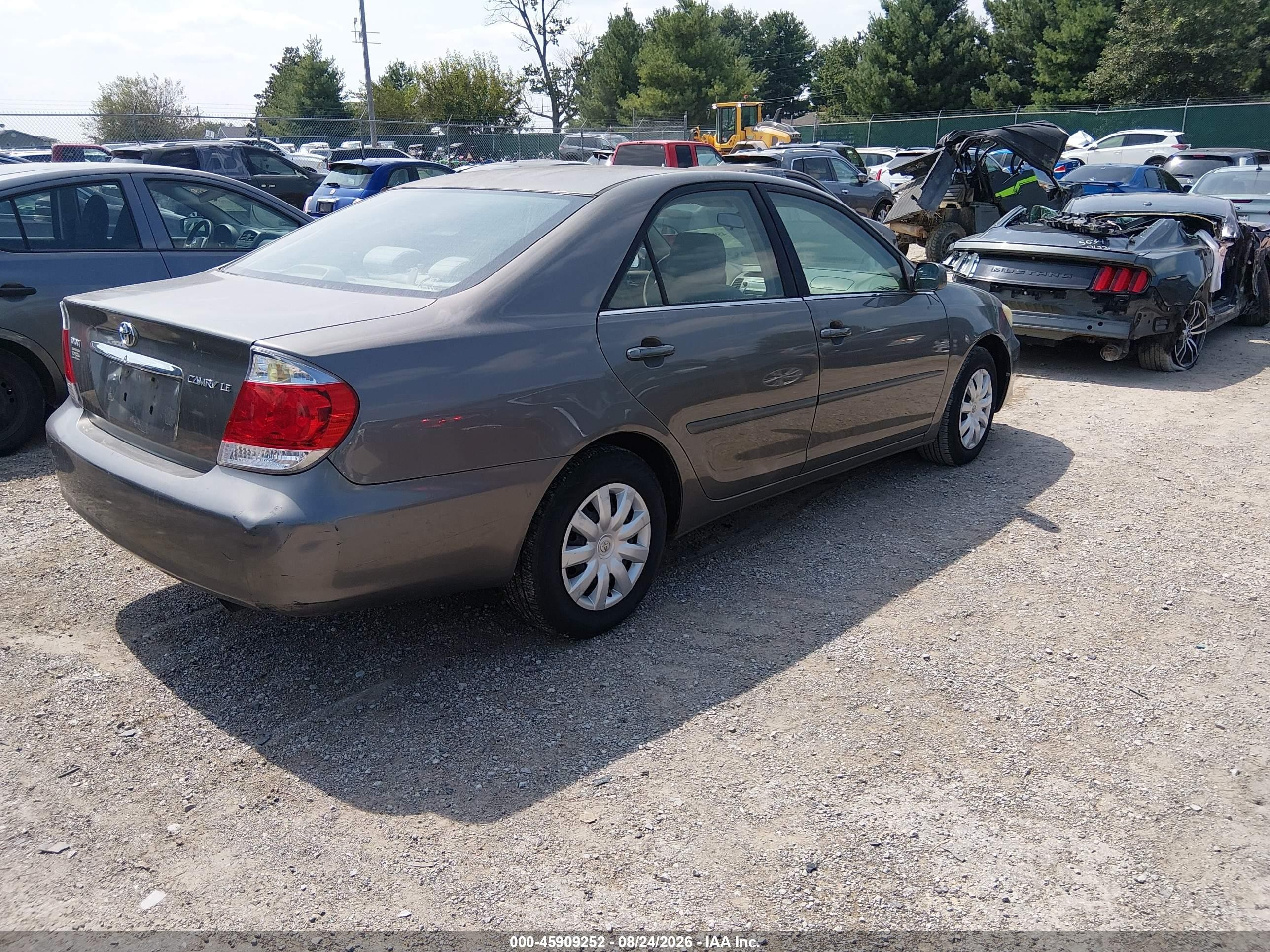 2006 Toyota Camry Le Gray vin: 4T1BE32K06U718994