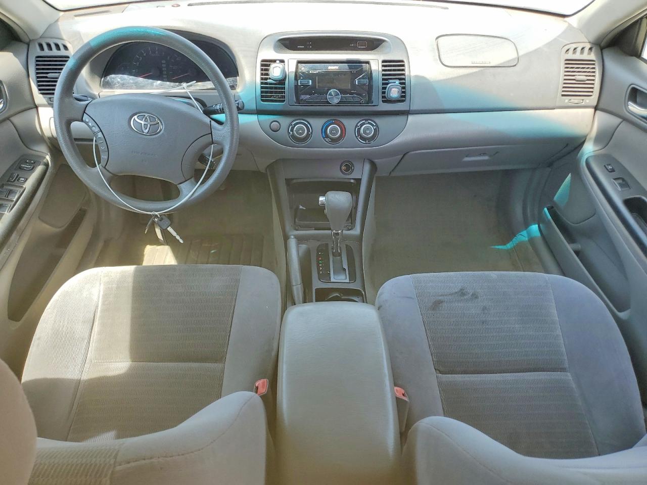 2006 Toyota Camry Le White vin: 4T1BE32K06U736069