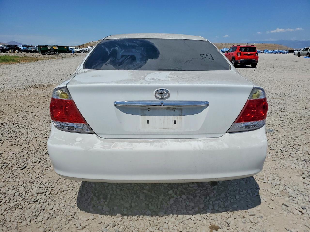 2006 Toyota Camry Le White vin: 4T1BE32K06U736069