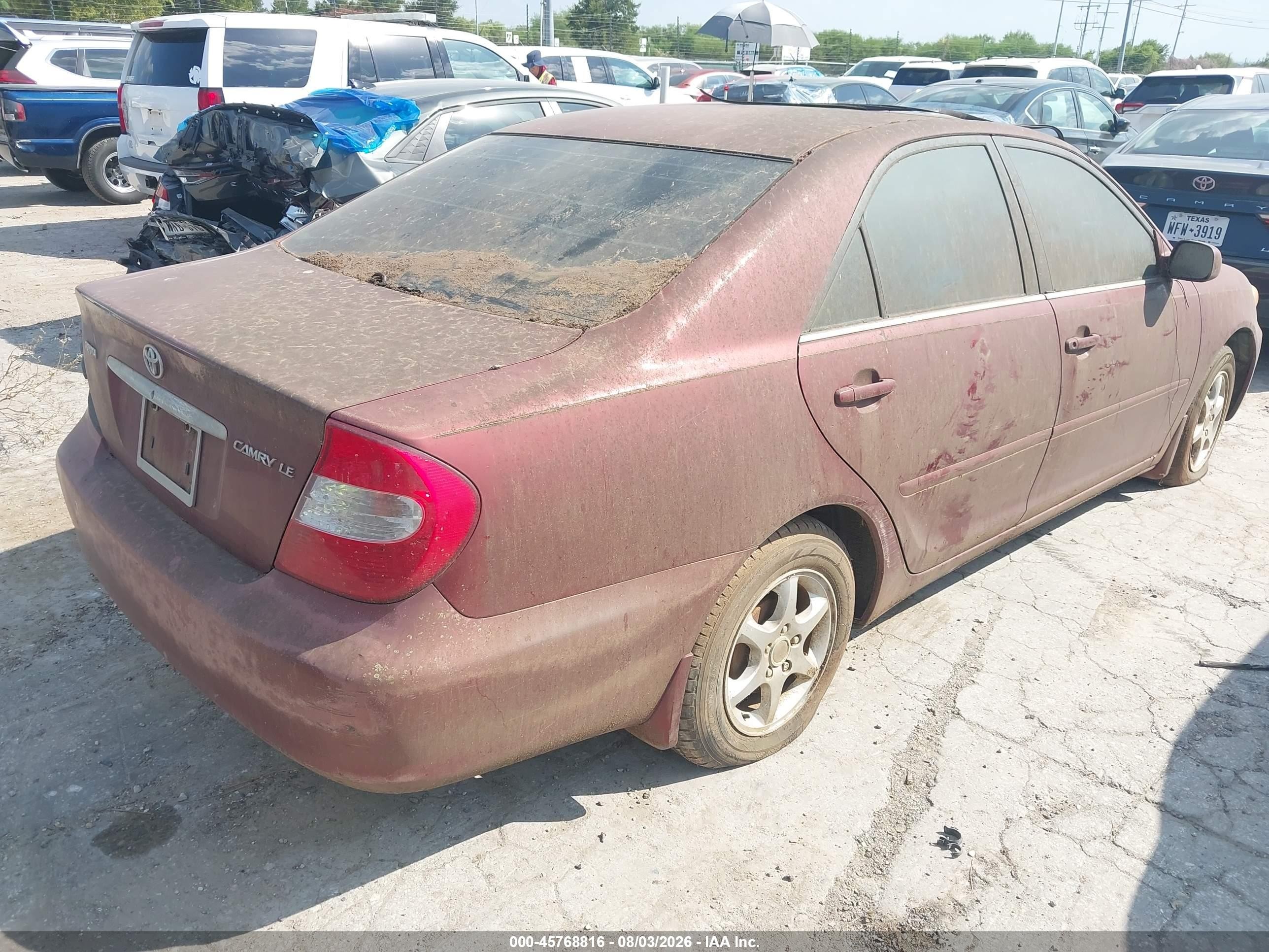 2002 Toyota Camry Le Red vin: 4T1BE32K12U031615