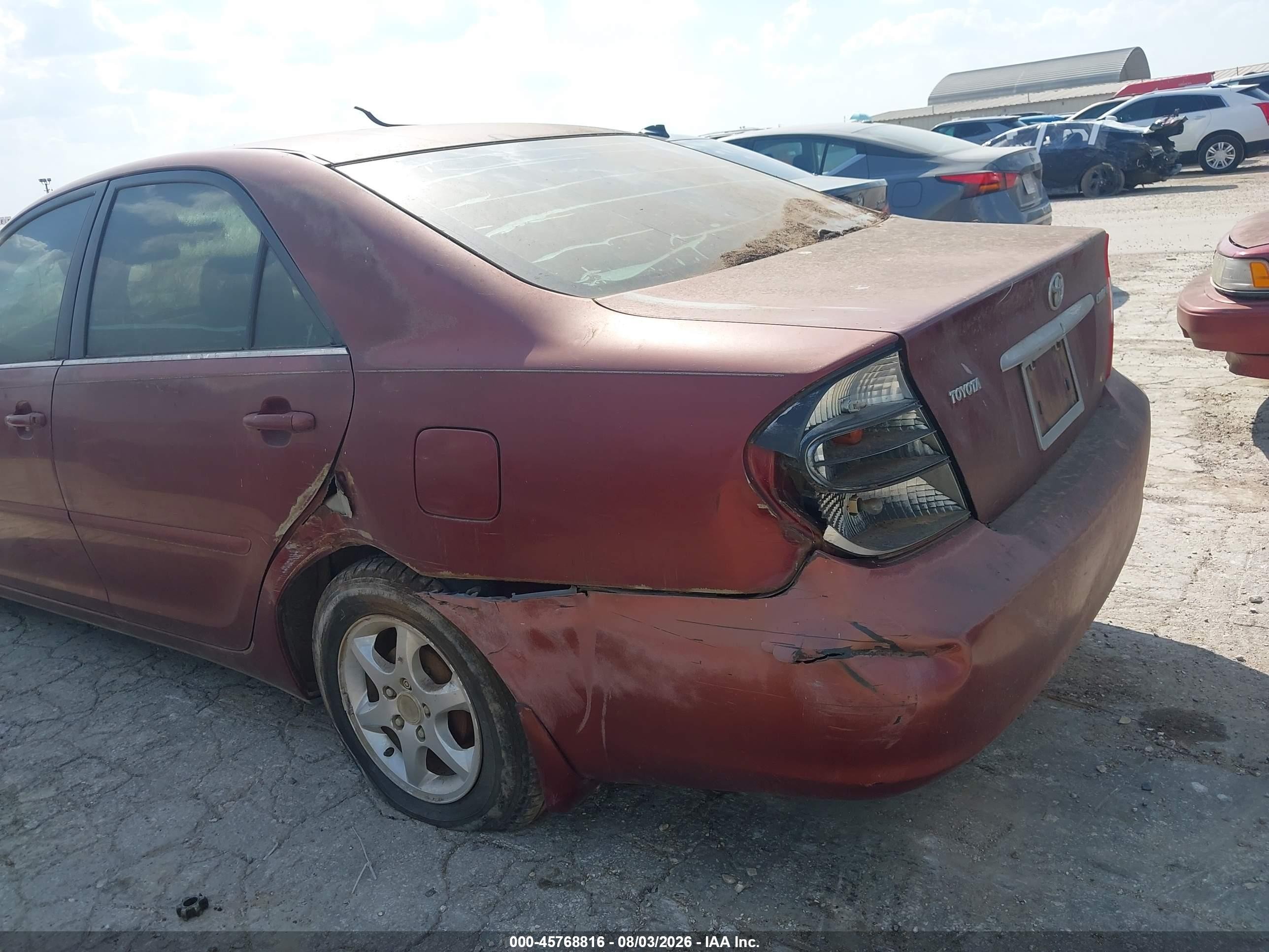 2002 Toyota Camry Le Red vin: 4T1BE32K12U031615