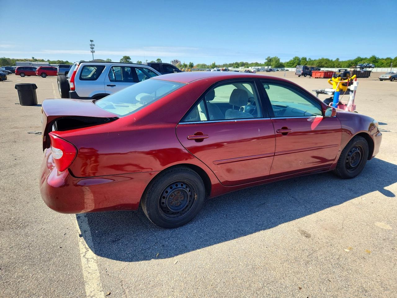 2002 Toyota Camry Le Maroon vin: 4T1BE32K12U032201