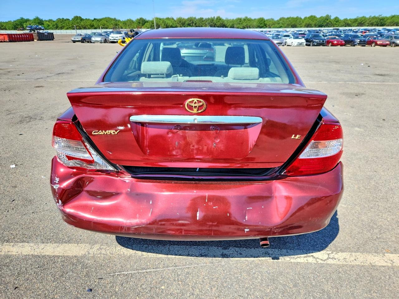 2002 Toyota Camry Le Maroon vin: 4T1BE32K12U032201