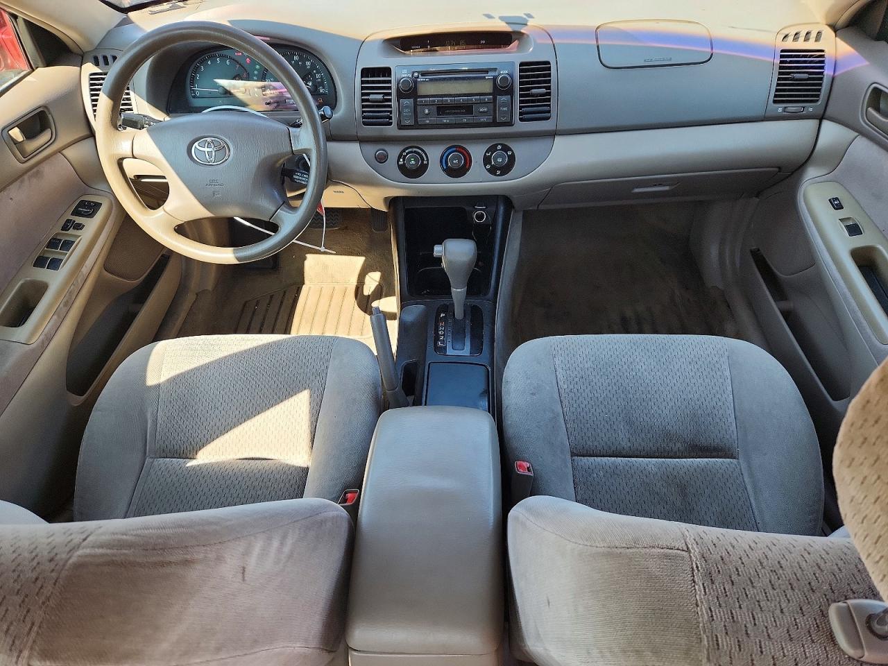 2002 Toyota Camry Le Maroon vin: 4T1BE32K12U032201