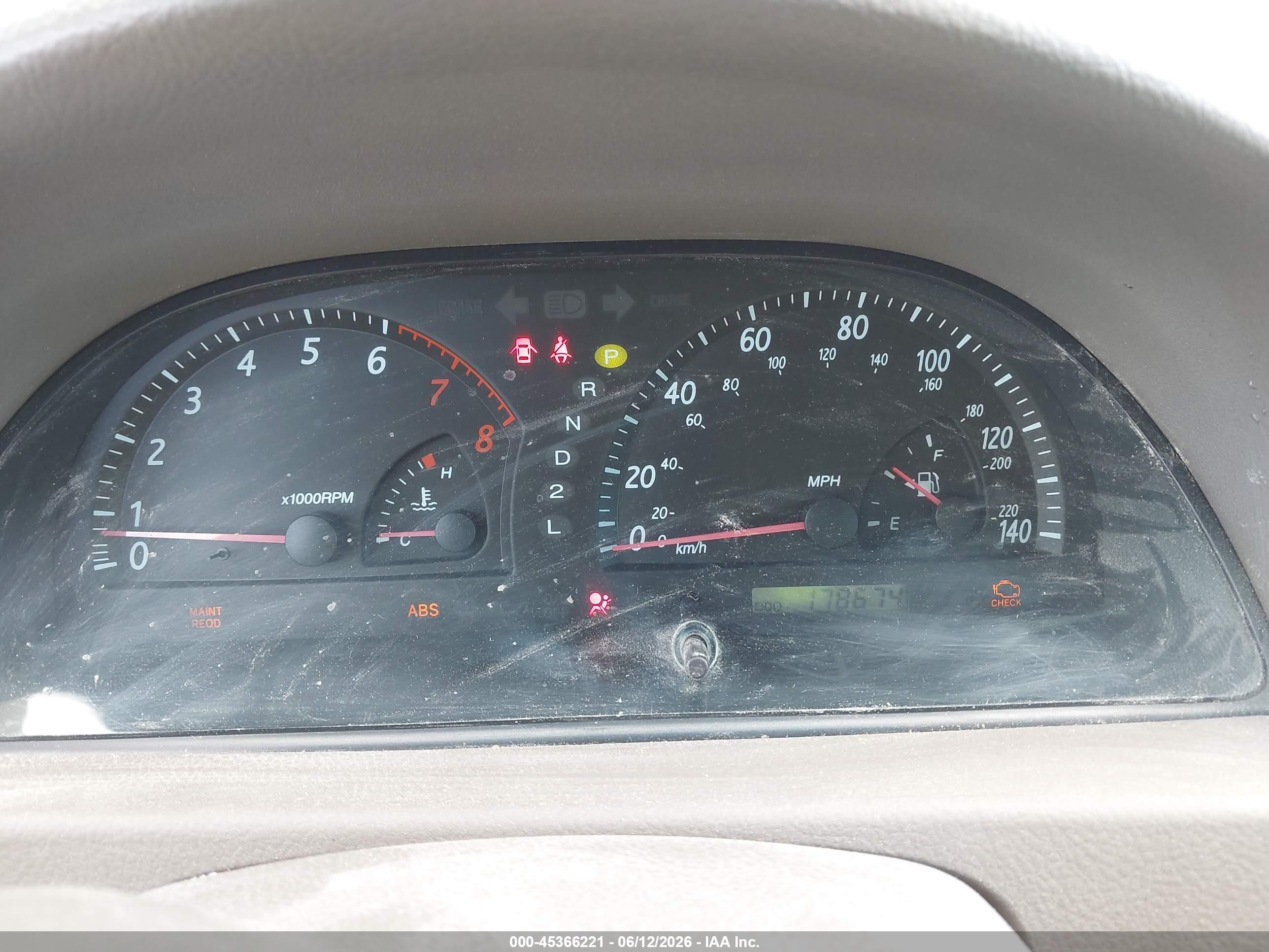 2002 Toyota Camry Le Burgundy vin: 4T1BE32K12U072049