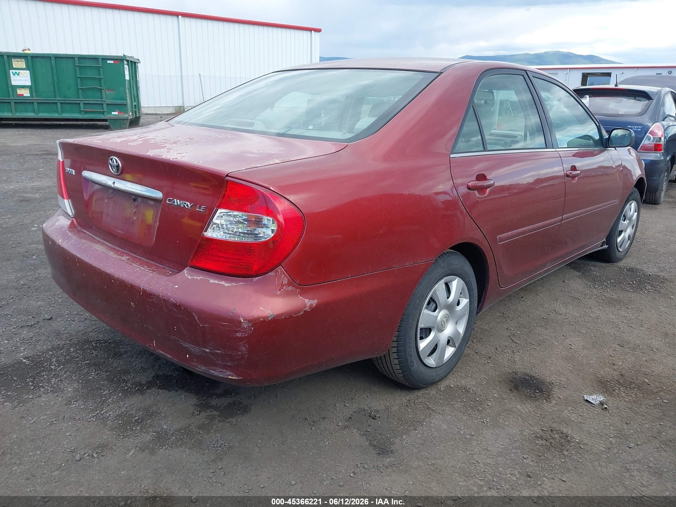 2002 Toyota Camry Le Burgundy vin: 4T1BE32K12U072049