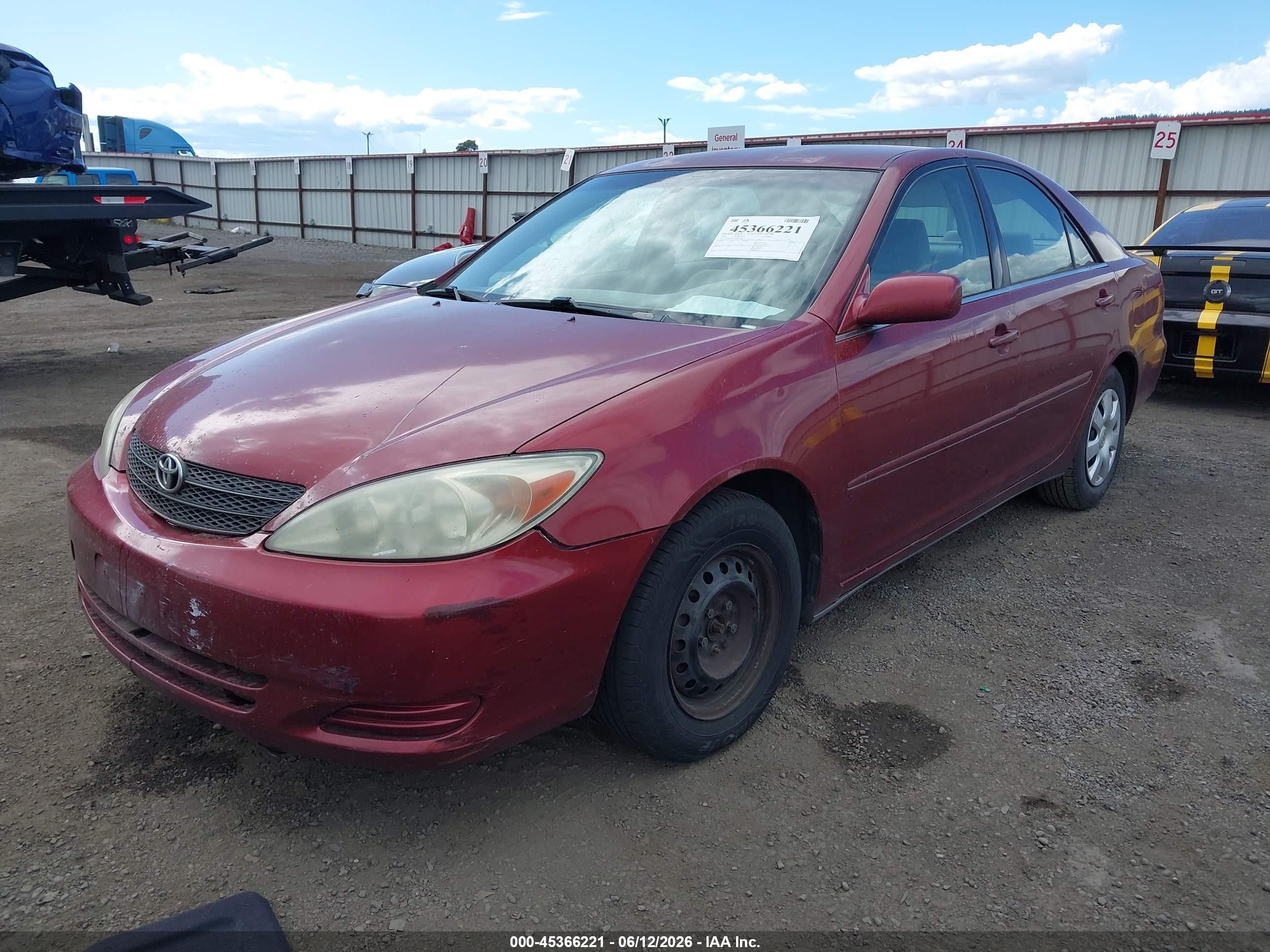 2002 Toyota Camry Le Burgundy vin: 4T1BE32K12U072049