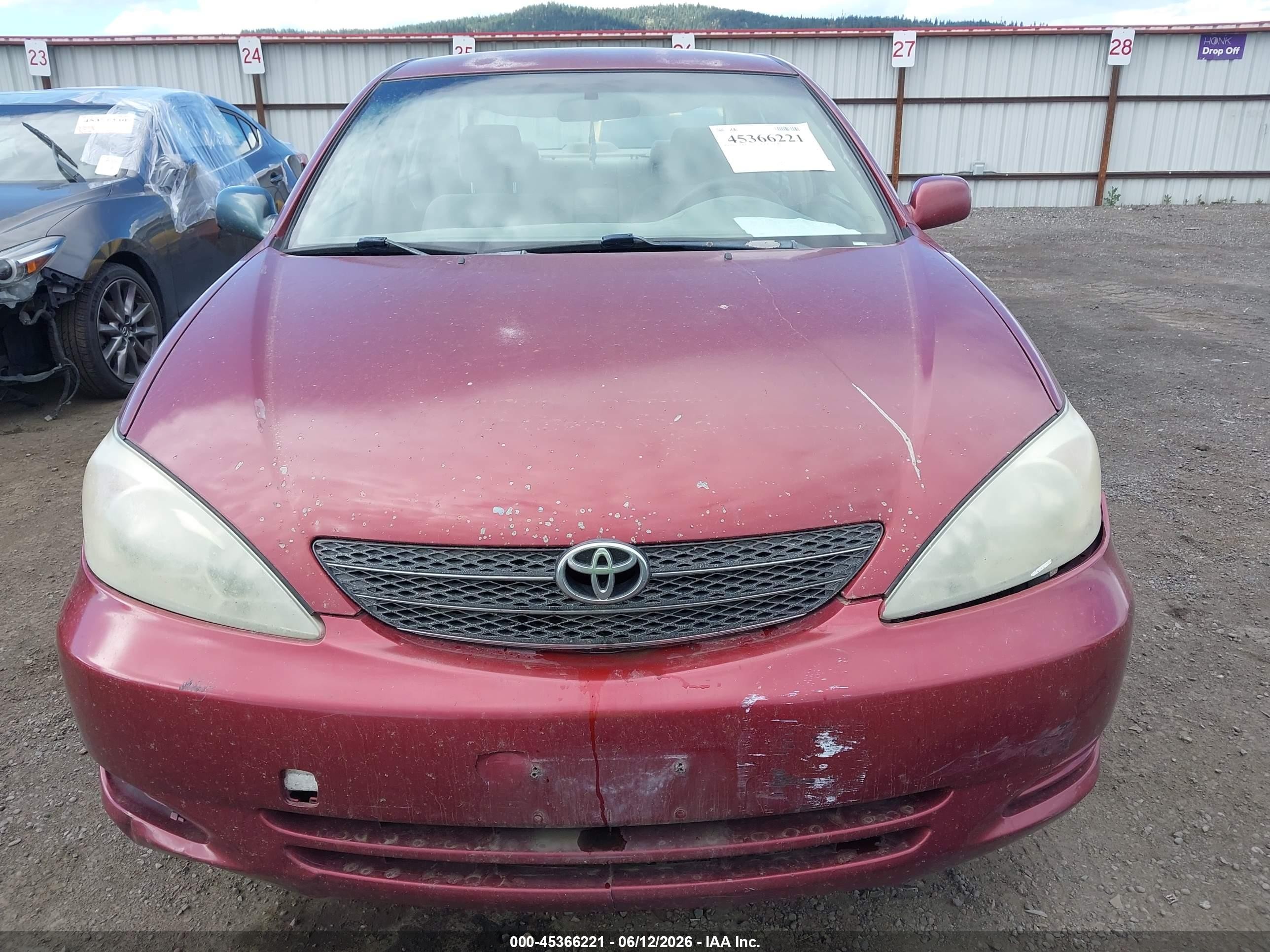 2002 Toyota Camry Le Burgundy vin: 4T1BE32K12U072049