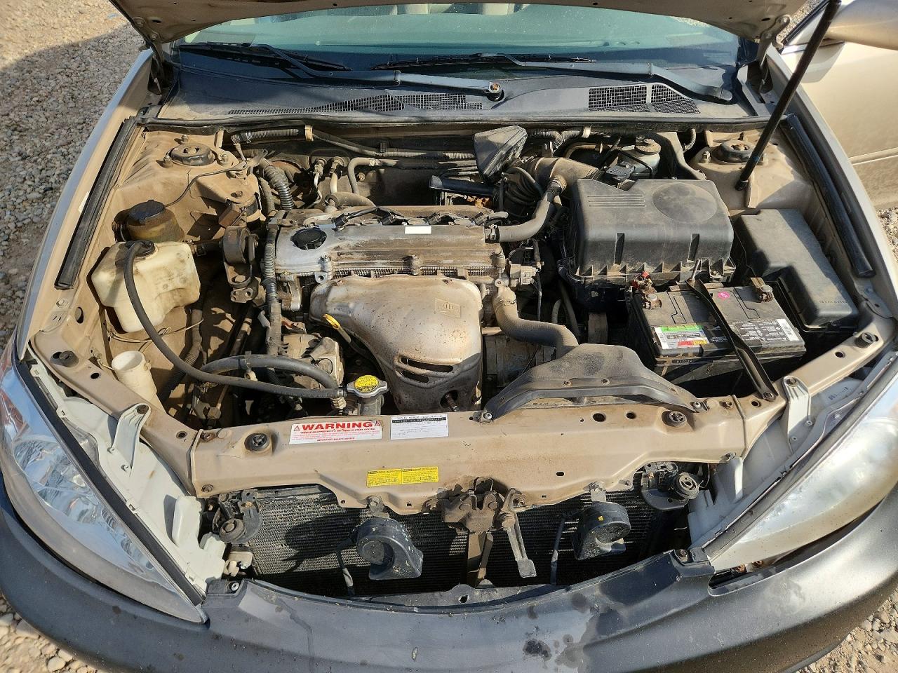 2002 Toyota Camry Le Tan vin: 4T1BE32K12U072343
