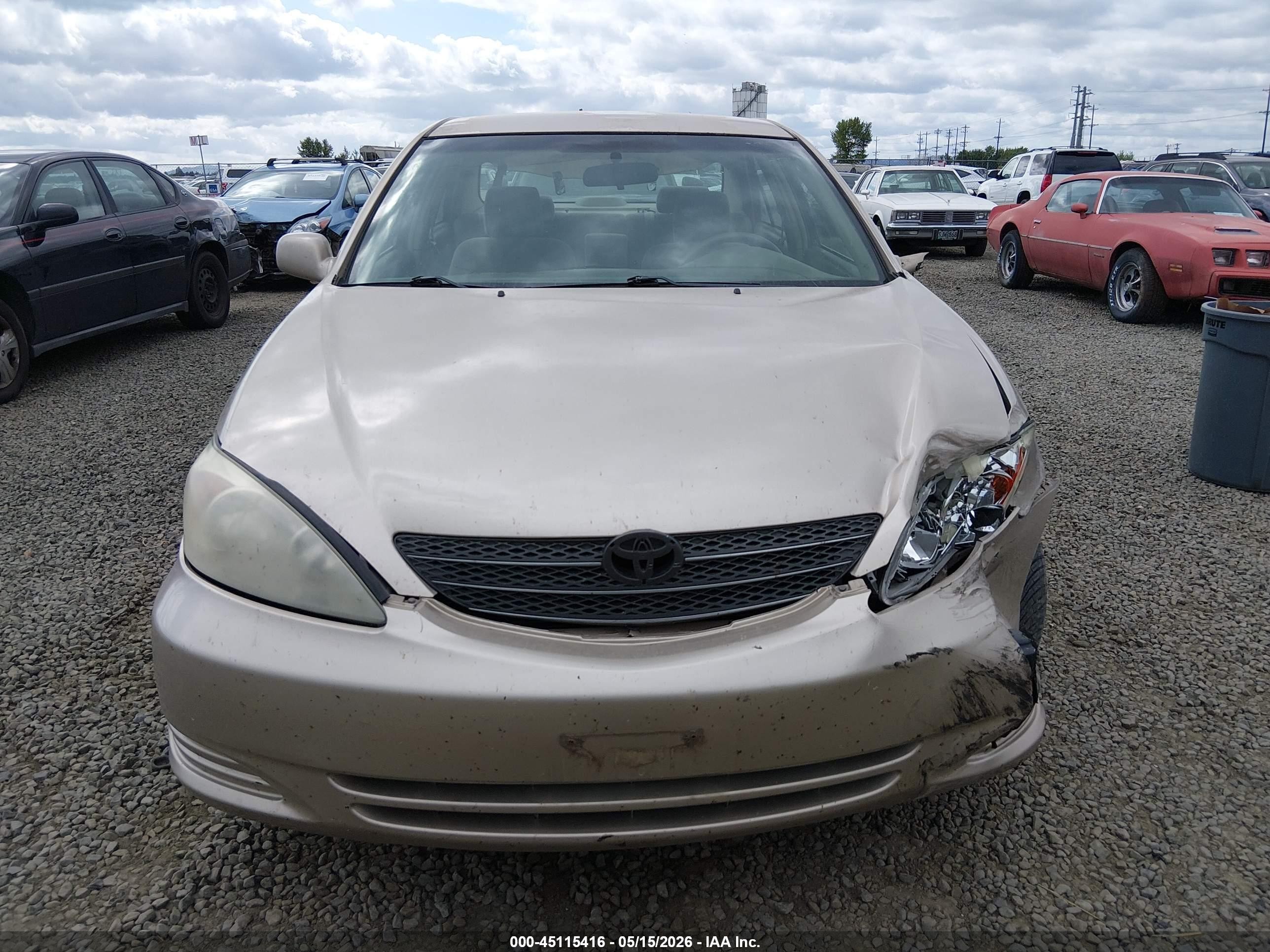 2002 Toyota Camry Le Brown vin: 4T1BE32K12U078143