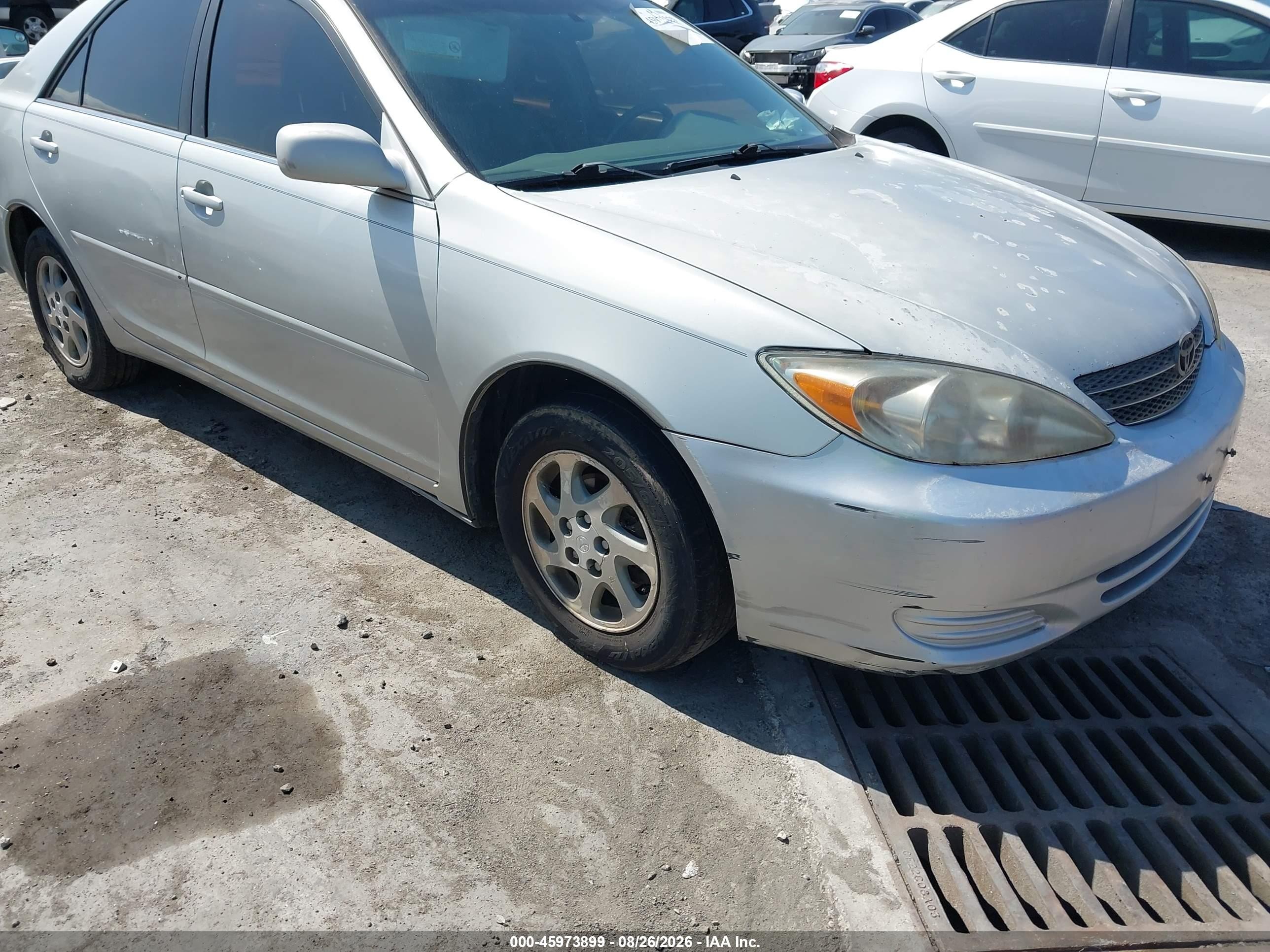 2002 Toyota Camry Le Silver vin: 4T1BE32K12U097386