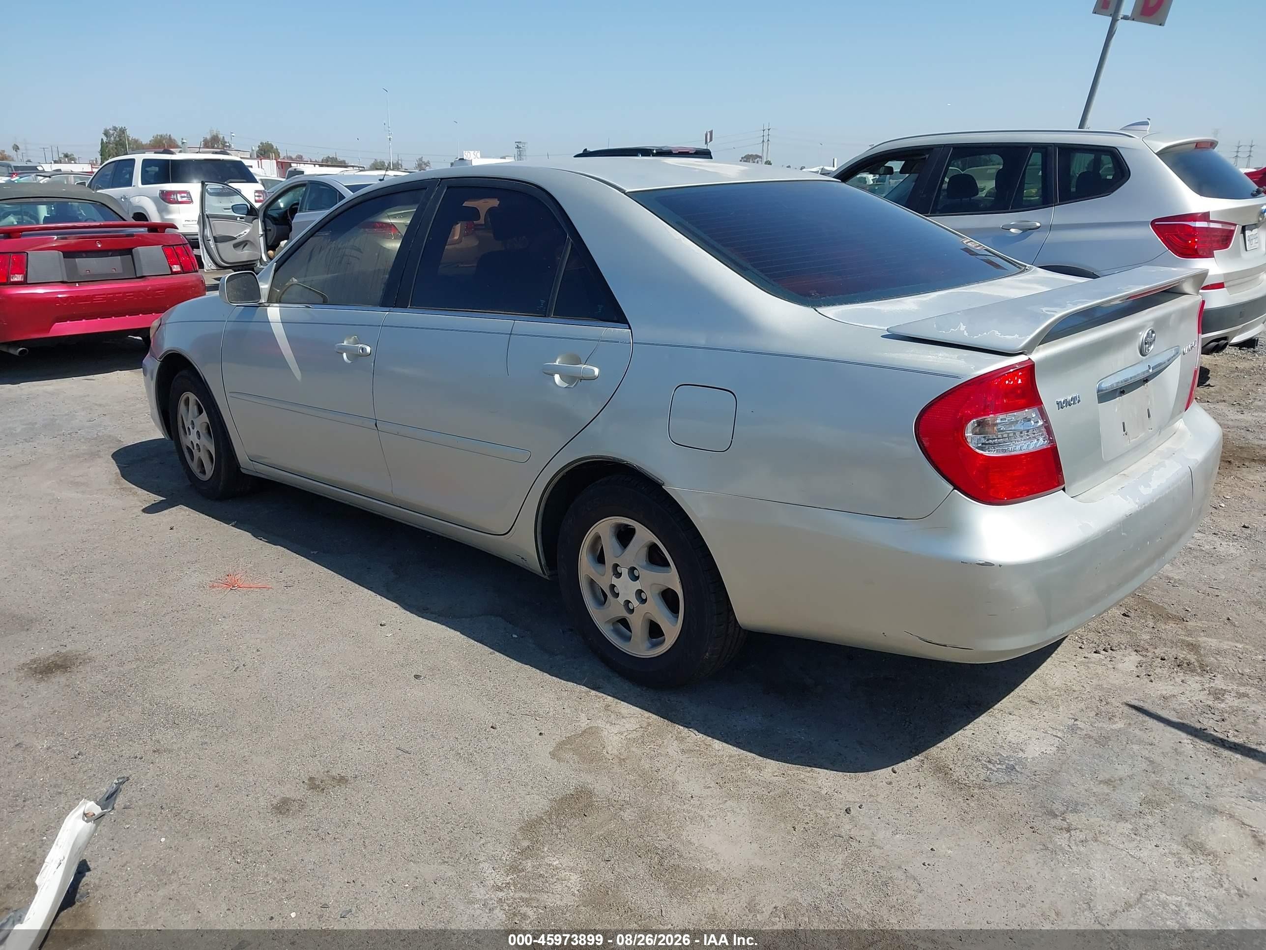 2002 Toyota Camry Le Silver vin: 4T1BE32K12U097386