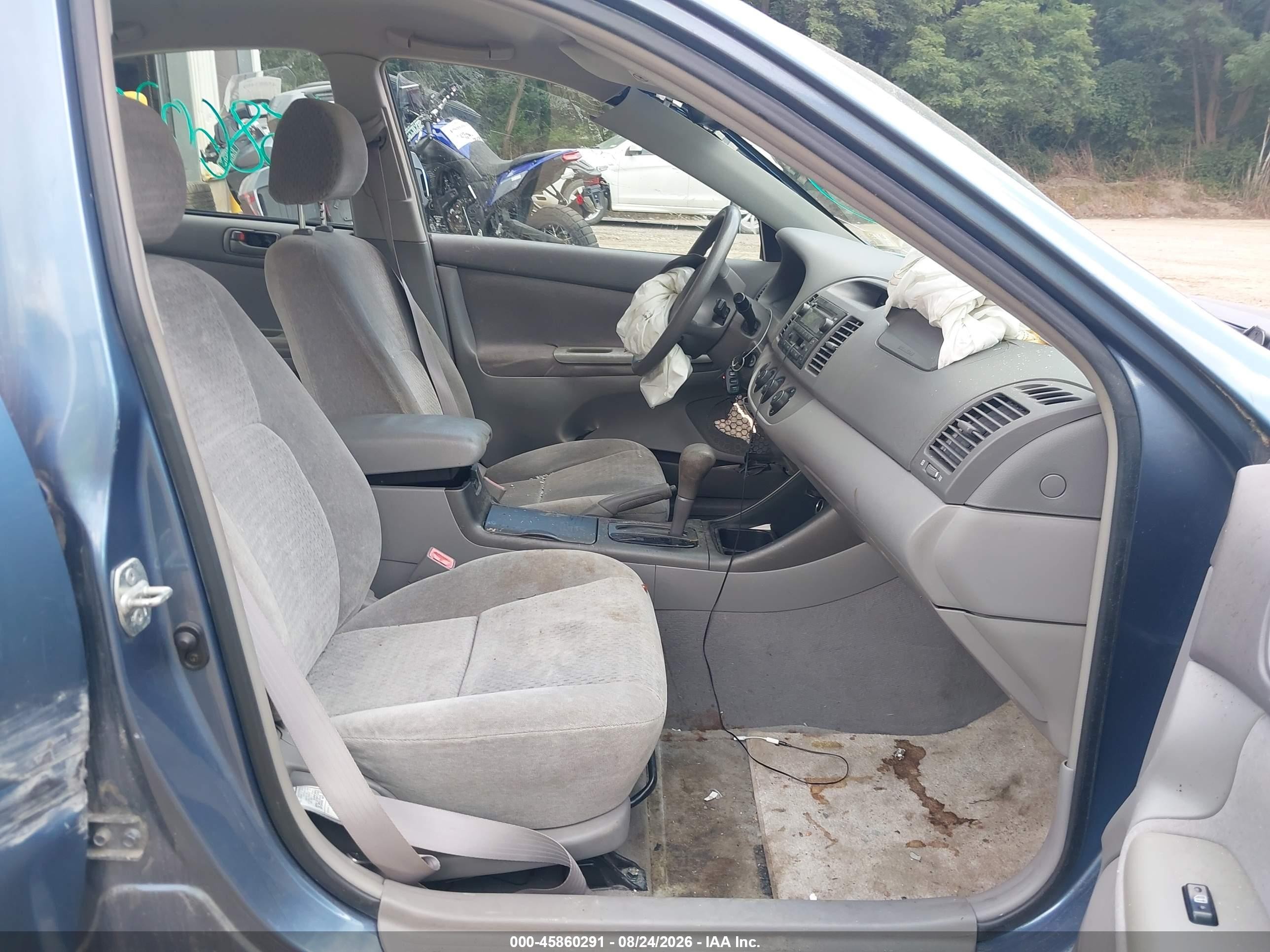 2002 Toyota Camry Le Light Blue vin: 4T1BE32K12U542256