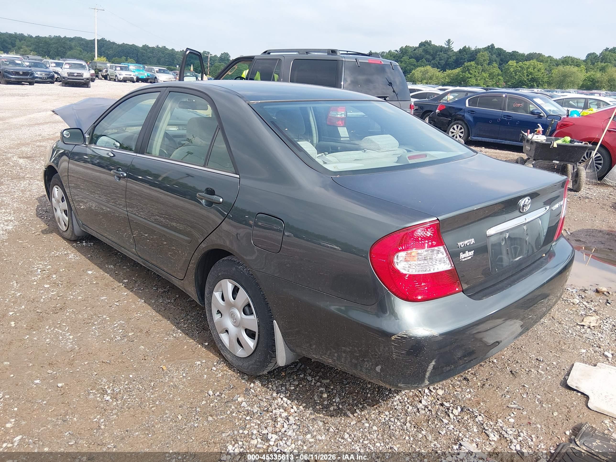 2002 Toyota Camry Le Green vin: 4T1BE32K12U544072