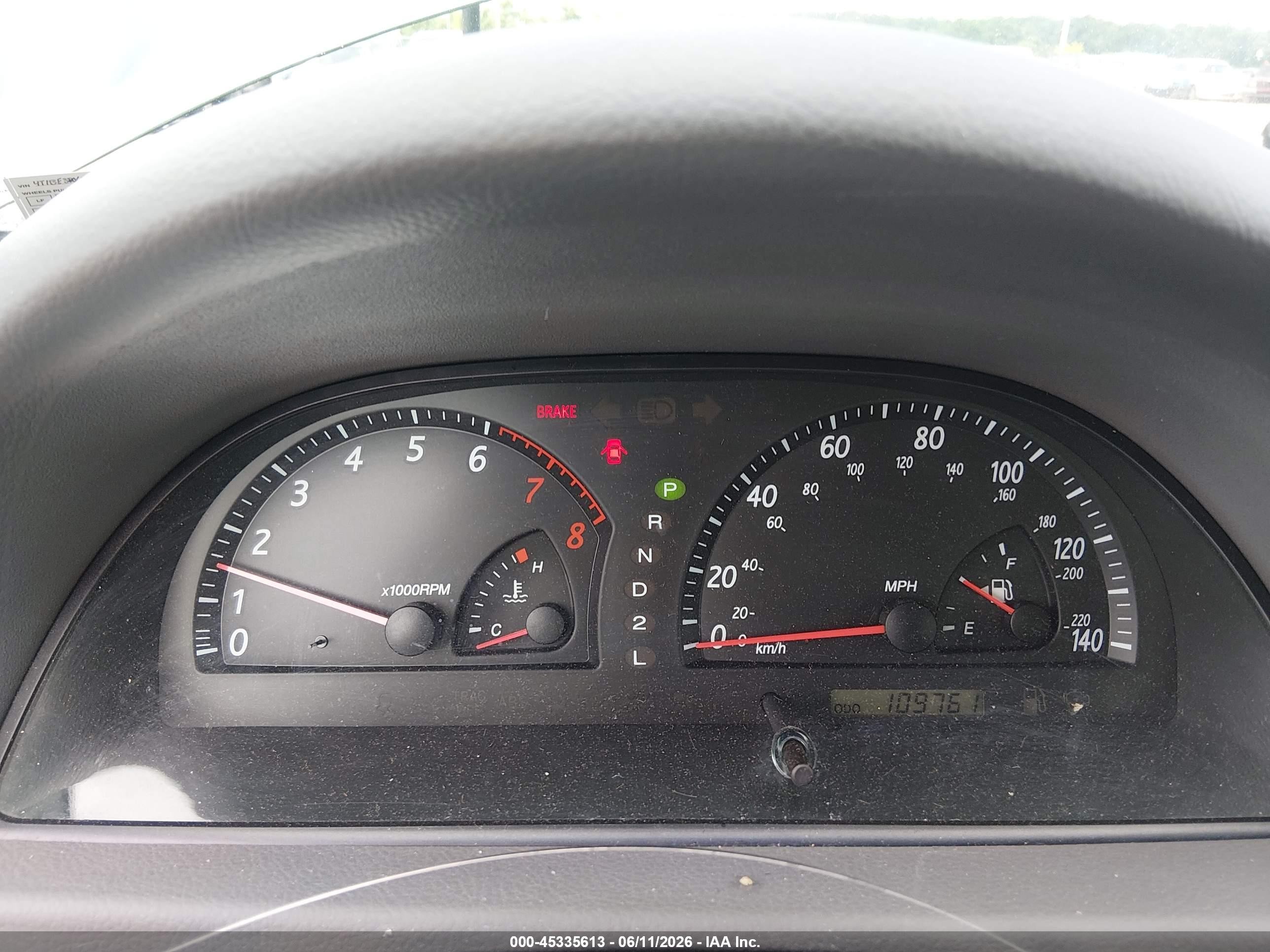 2002 Toyota Camry Le Green vin: 4T1BE32K12U544072