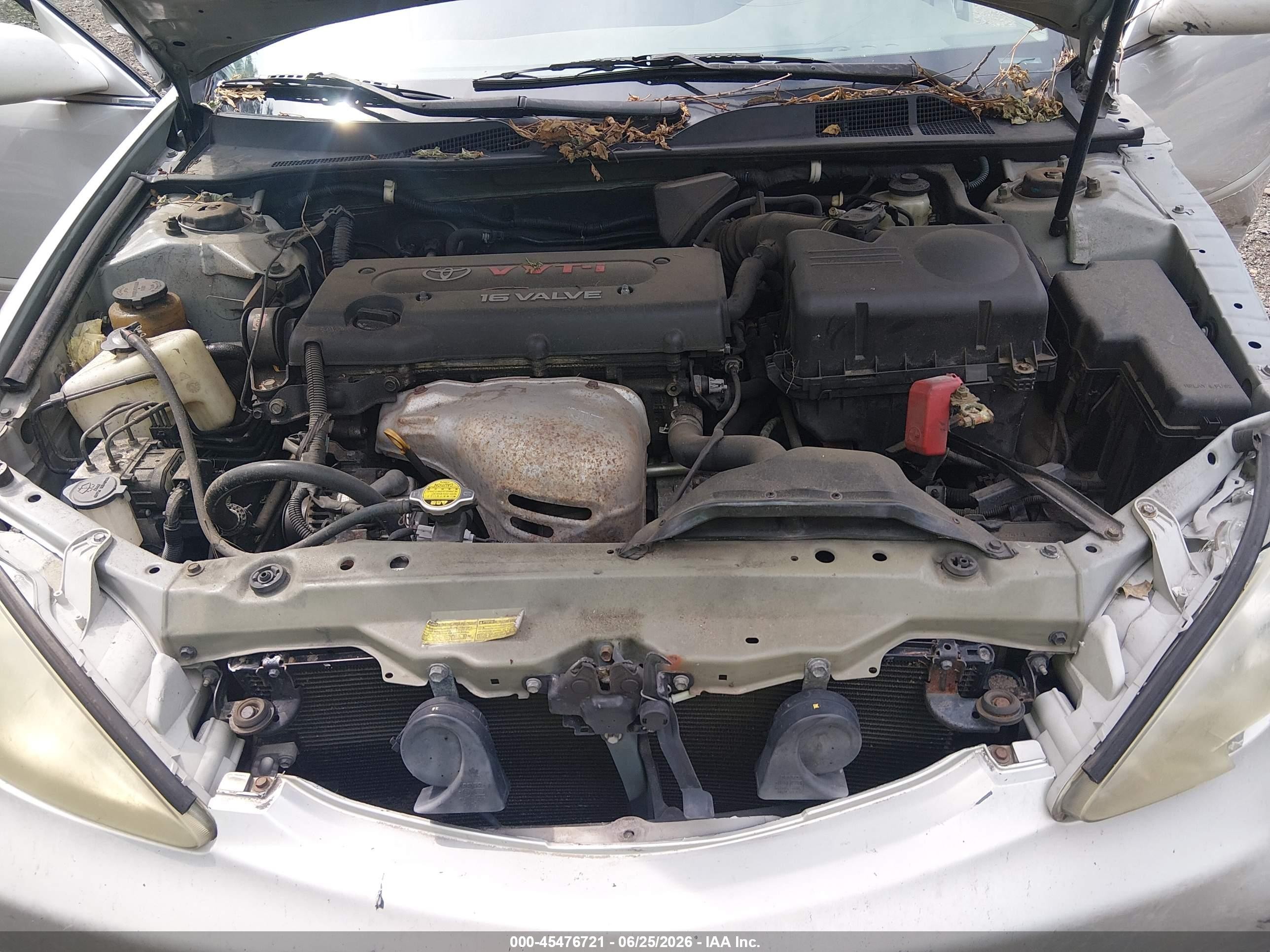 2002 Toyota Camry Le Silver vin: 4T1BE32K12U598231