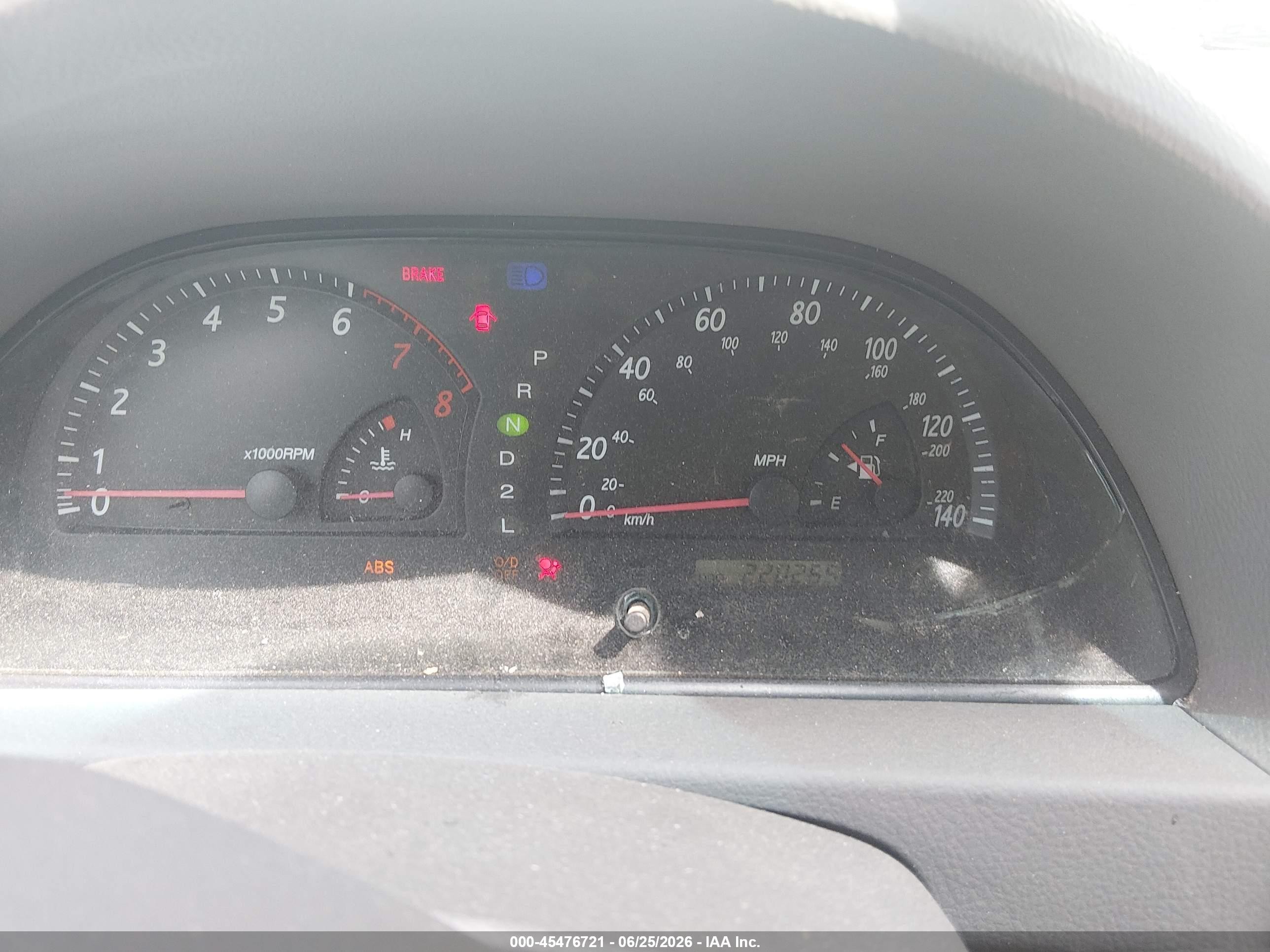 2002 Toyota Camry Le Silver vin: 4T1BE32K12U598231