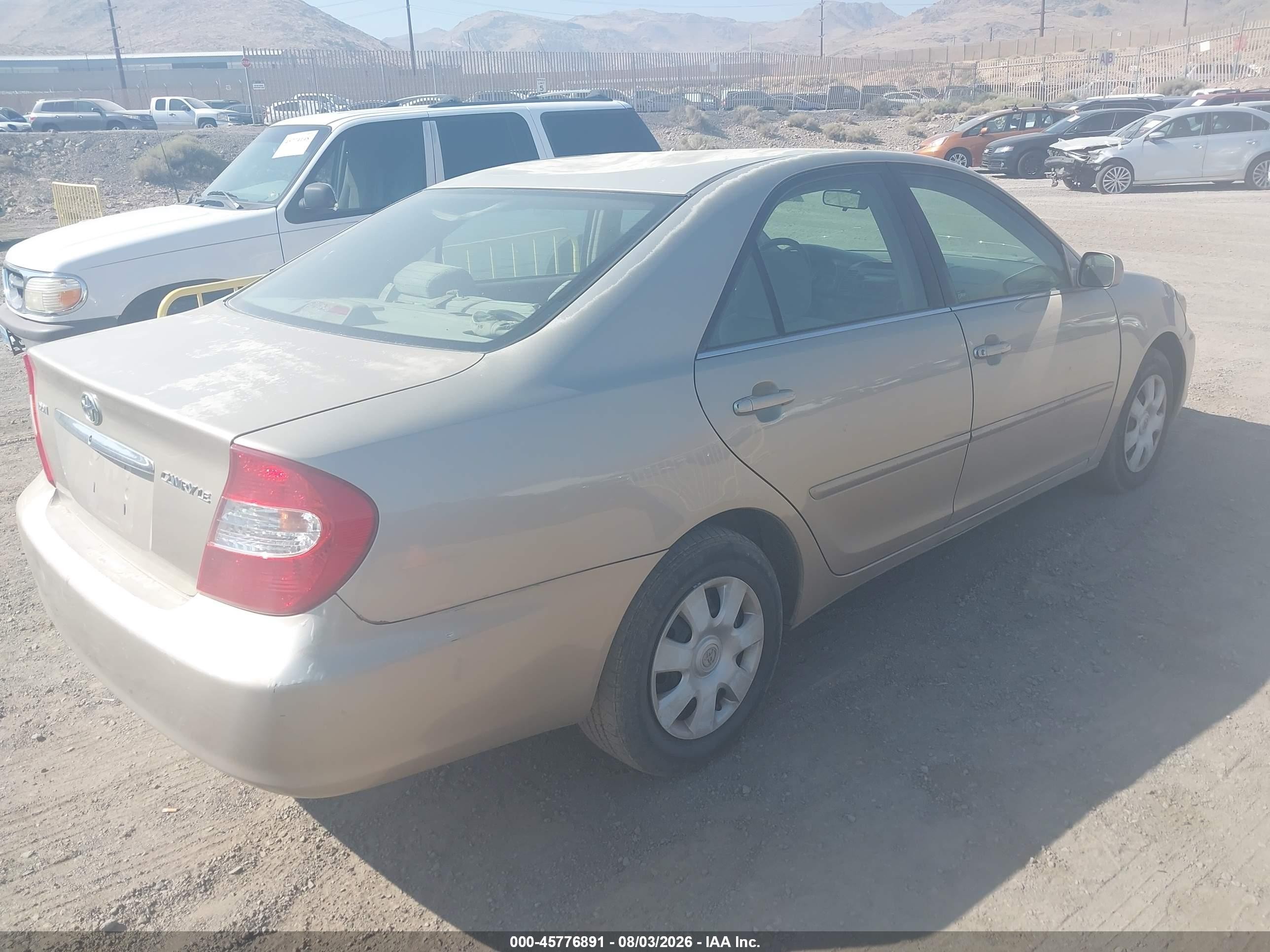 2003 Toyota Camry Le Gold vin: 4T1BE32K13U160908