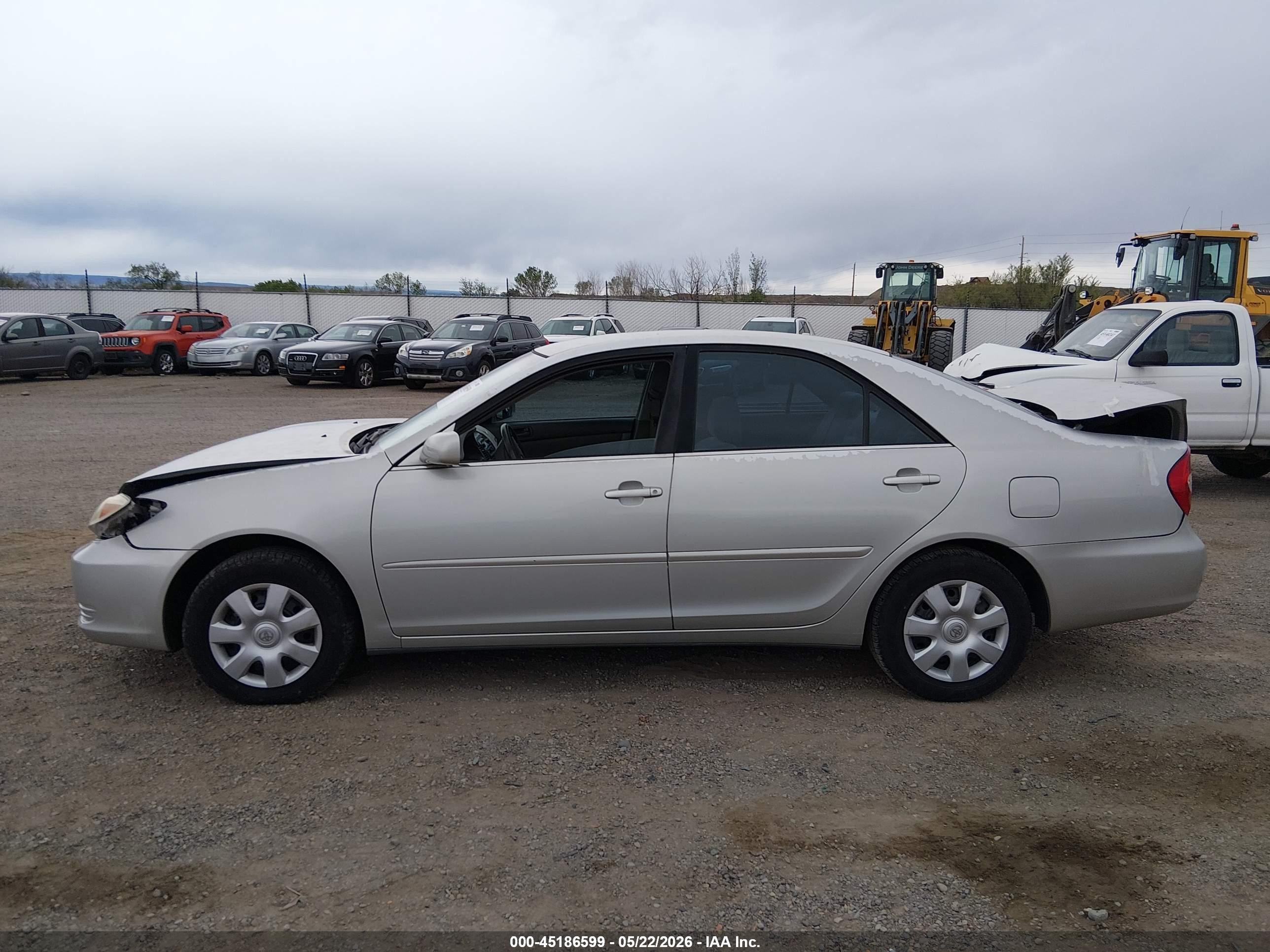 2003 Toyota Camry Le Silver vin: 4T1BE32K13U178759