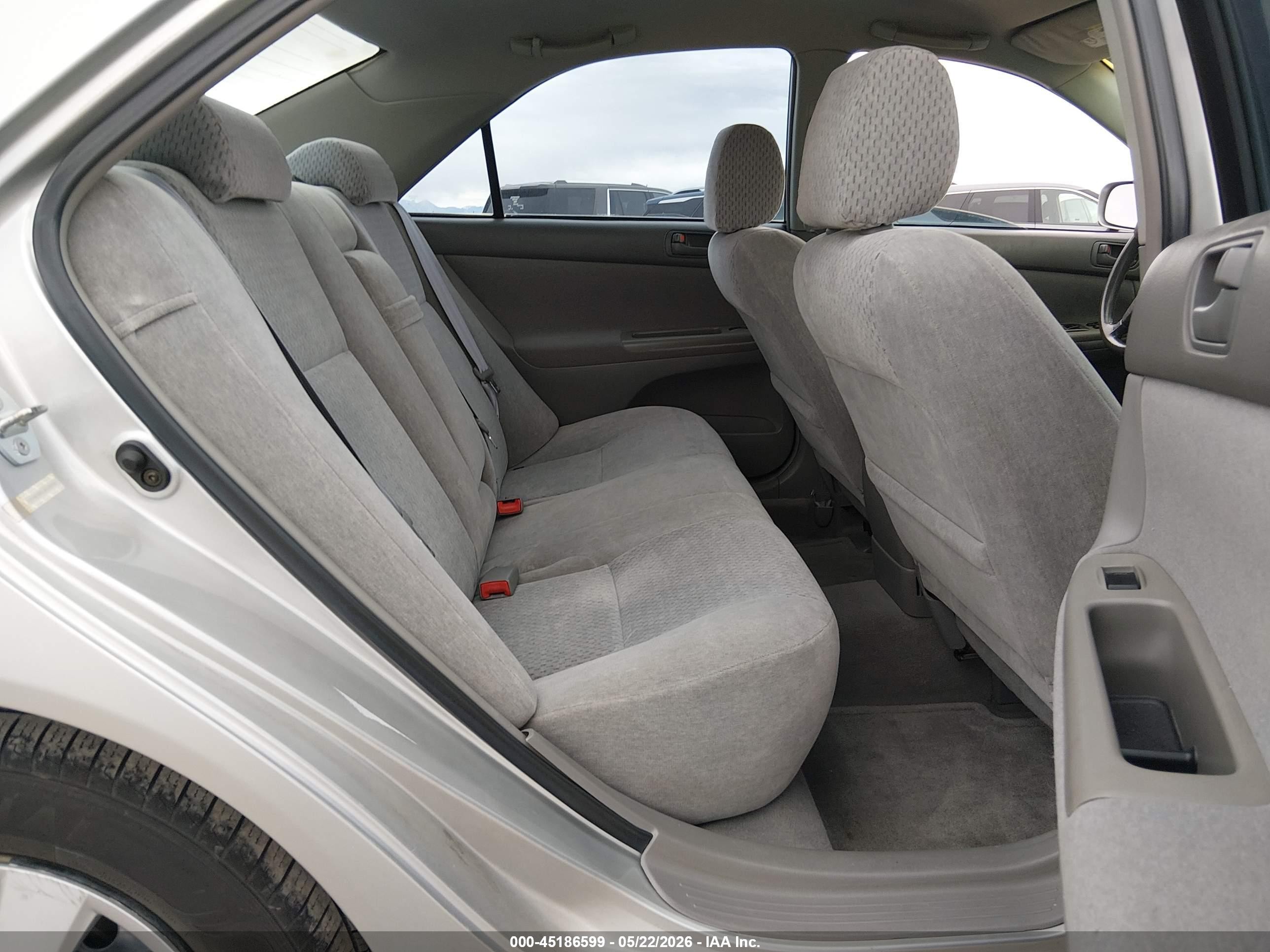 2003 Toyota Camry Le Silver vin: 4T1BE32K13U178759