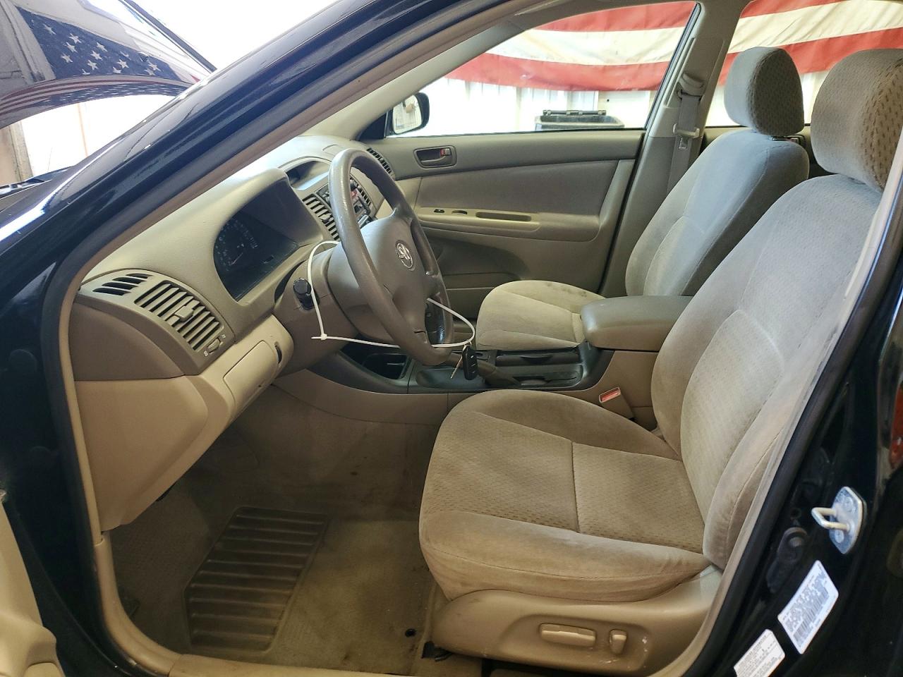 2003 Toyota Camry Le Черный vin: 4T1BE32K13U200646