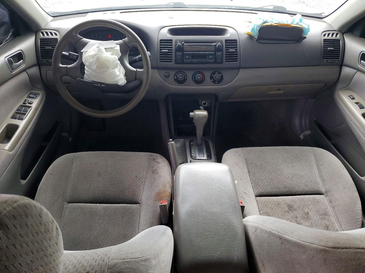 2003 Toyota Camry Le White vin: 4T1BE32K13U226566