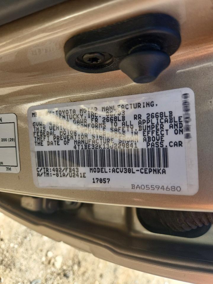 2003 Toyota Camry Le Beige vin: 4T1BE32K13U229841