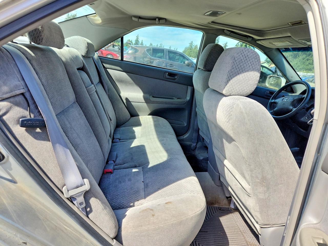 2000 Toyota Camry Le Silver vin: 4T1BE32K13U238099