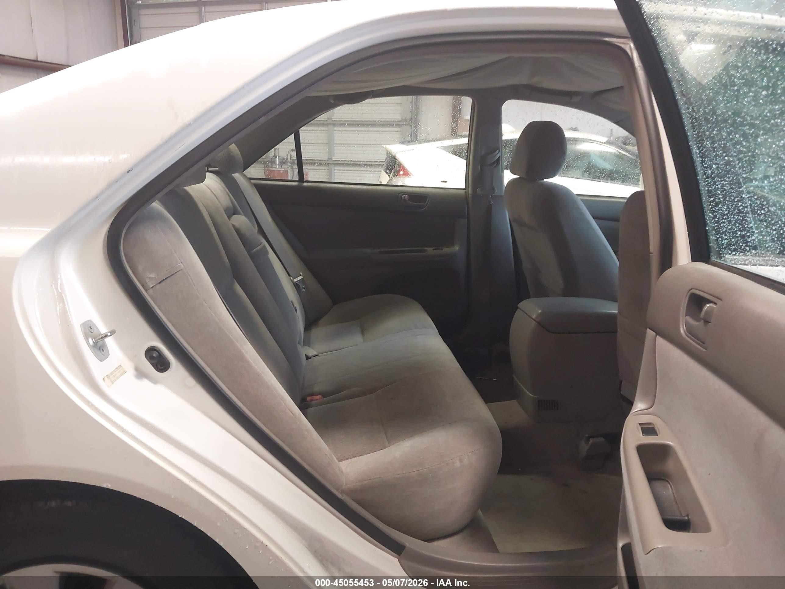 2003 Toyota Camry Le Белый vin: 4T1BE32K13U245179