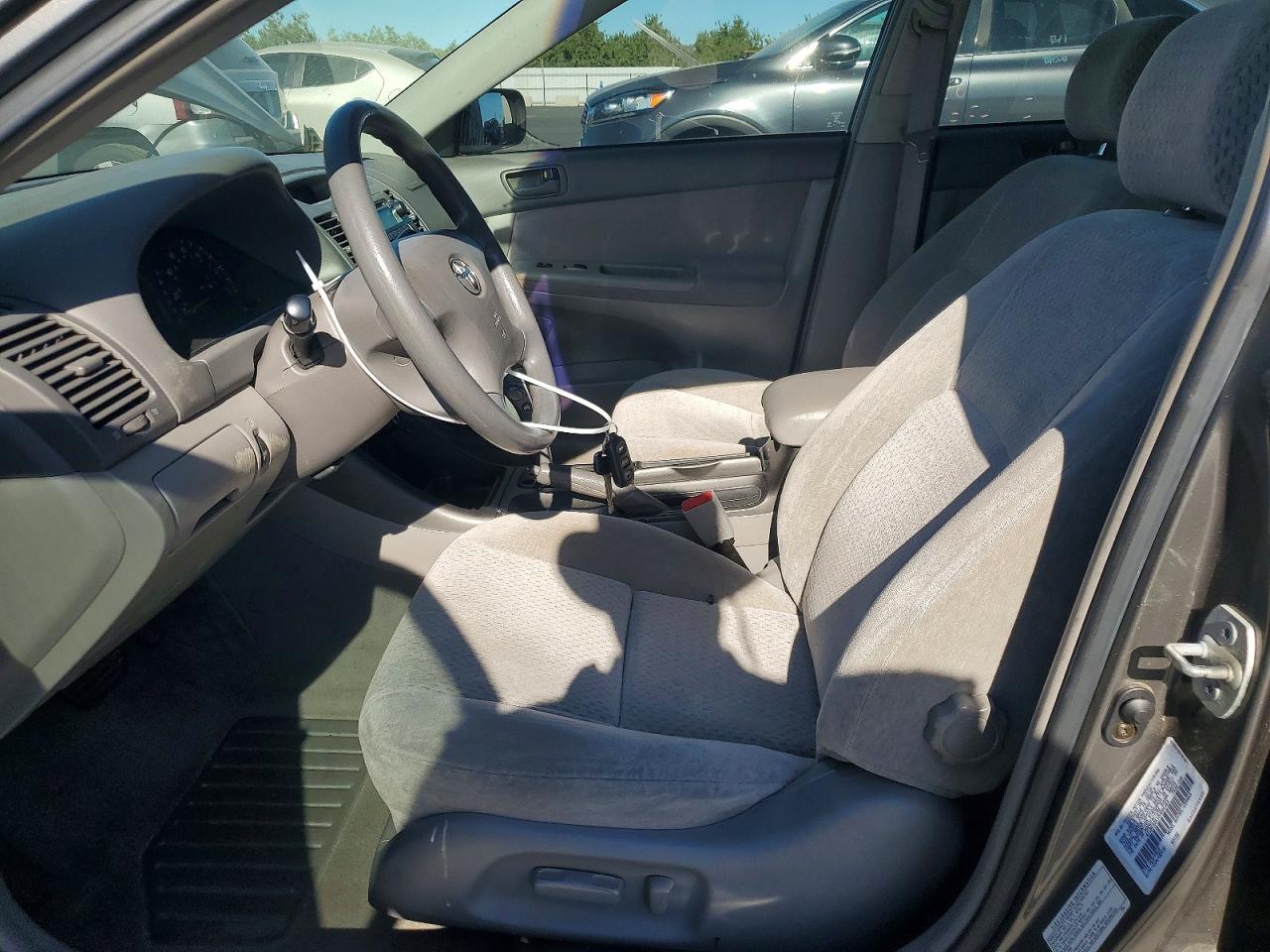 2003 Toyota Camry Le Серый vin: 4T1BE32K13U660163