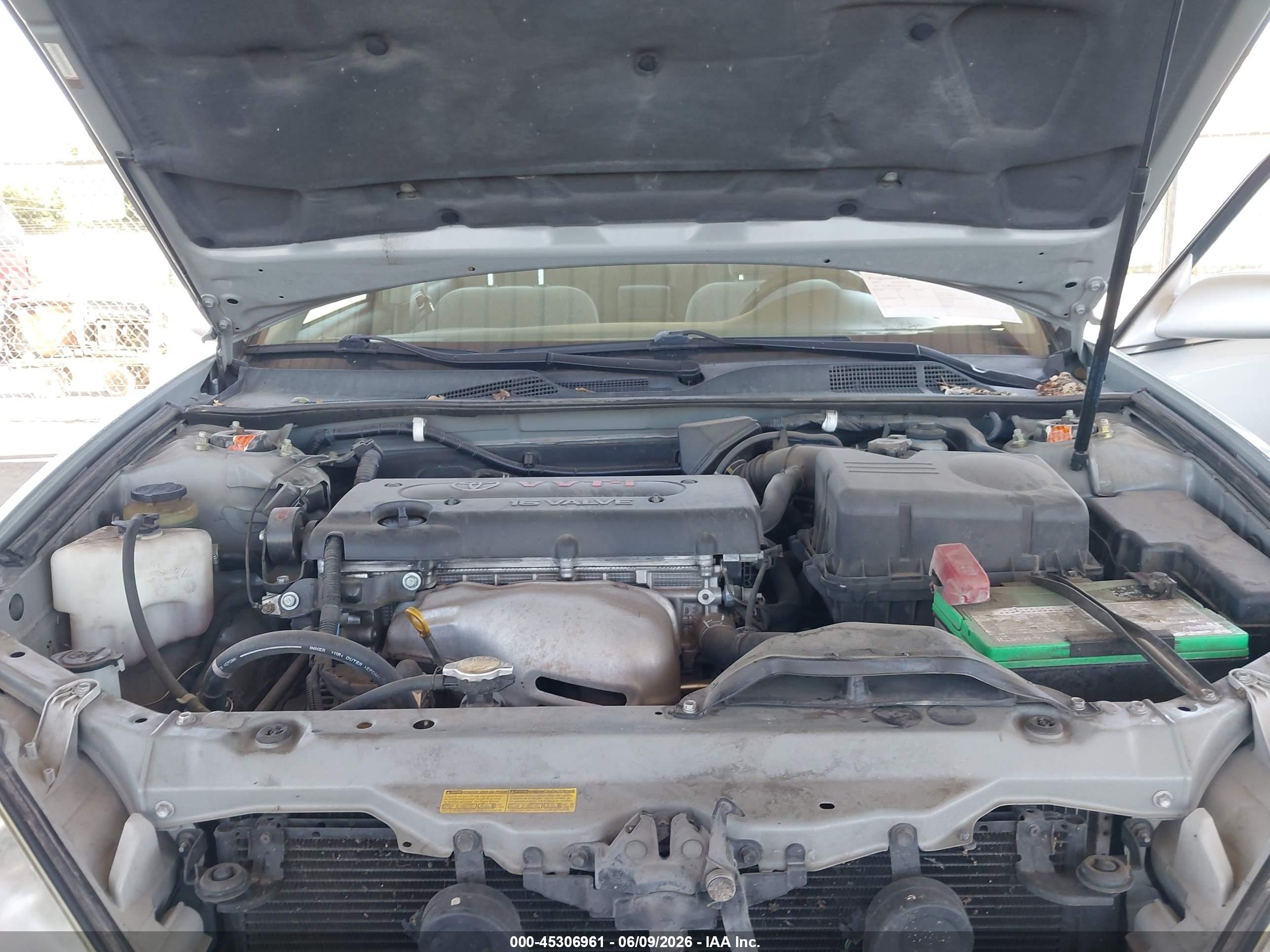 2003 Toyota Camry Le Silver vin: 4T1BE32K13U673284