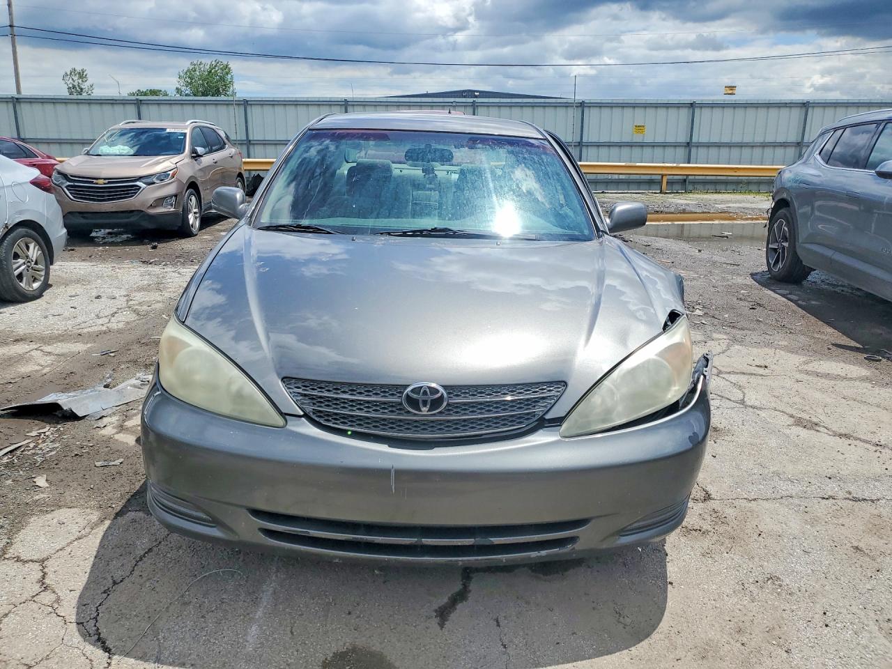 2003 Toyota Camry Le Серый vin: 4T1BE32K13U682440