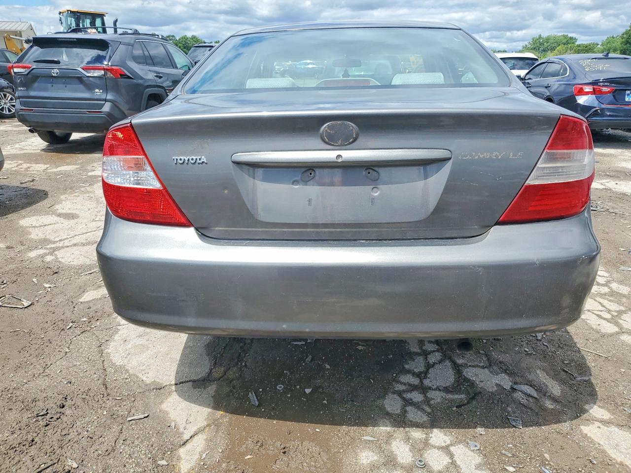2003 Toyota Camry Le Серый vin: 4T1BE32K13U682440