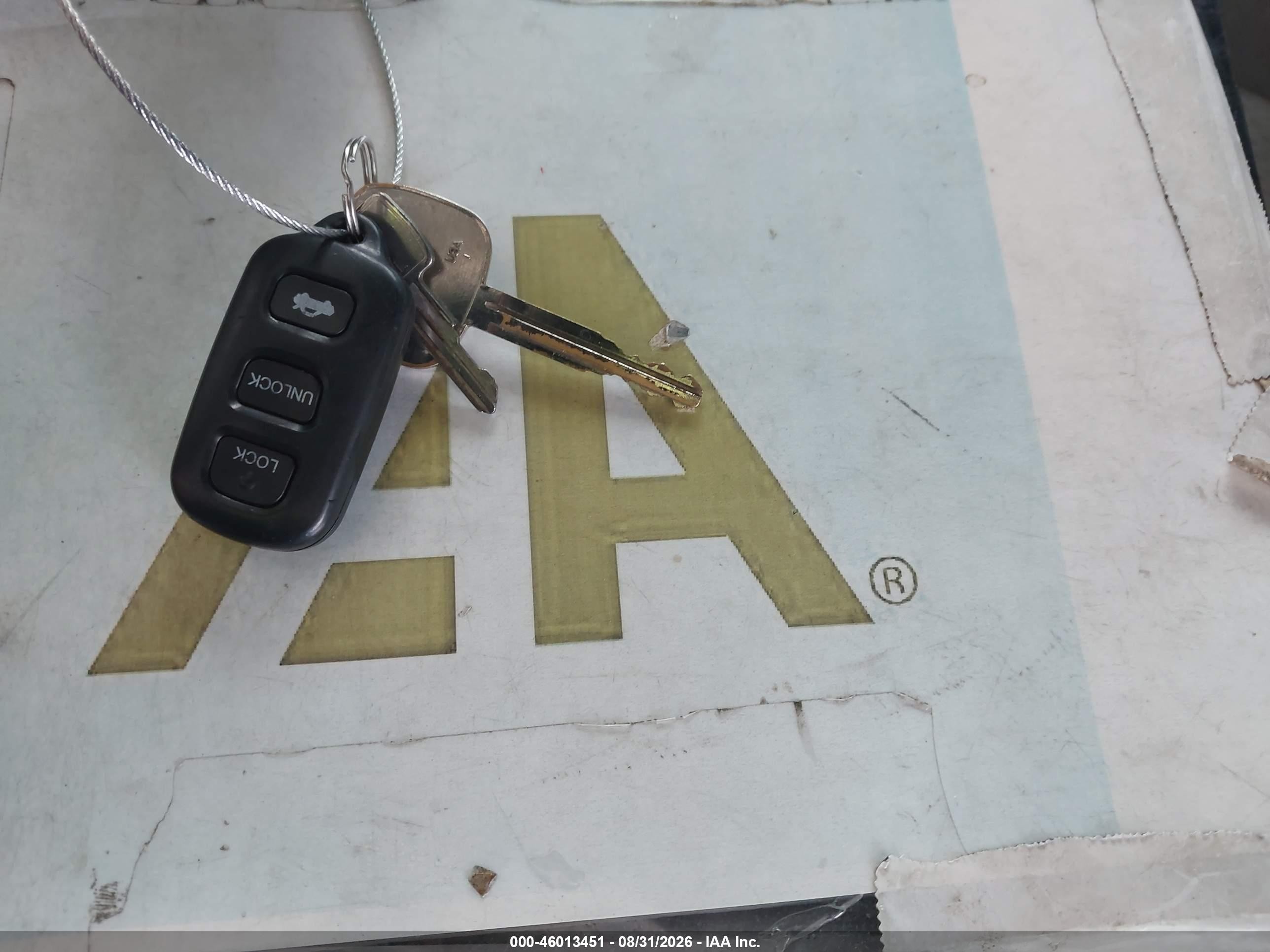 2003 Toyota Camry Le Серебряный vin: 4T1BE32K13U684625