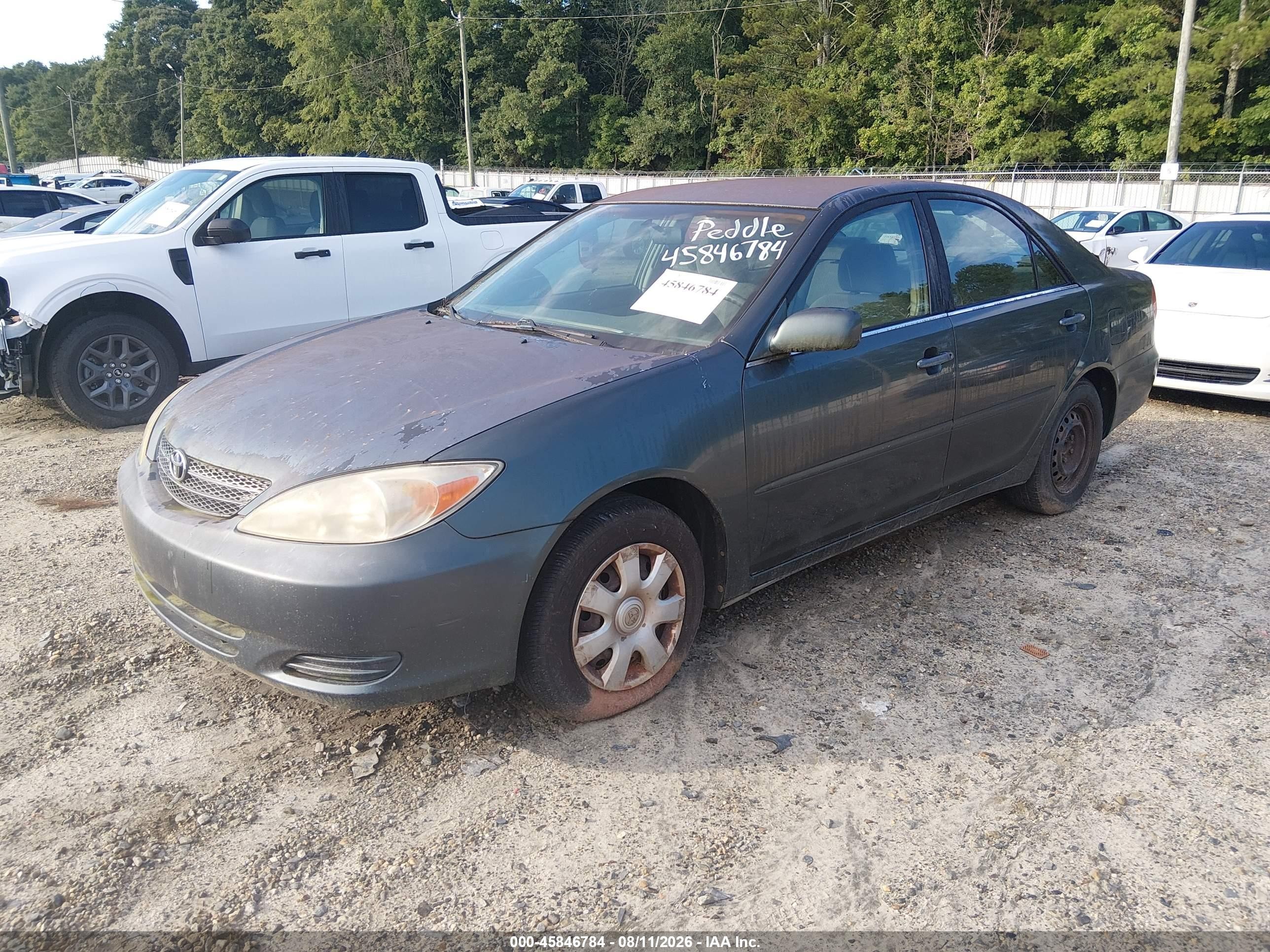 2003 Toyota Camry Le Green vin: 4T1BE32K13U706719