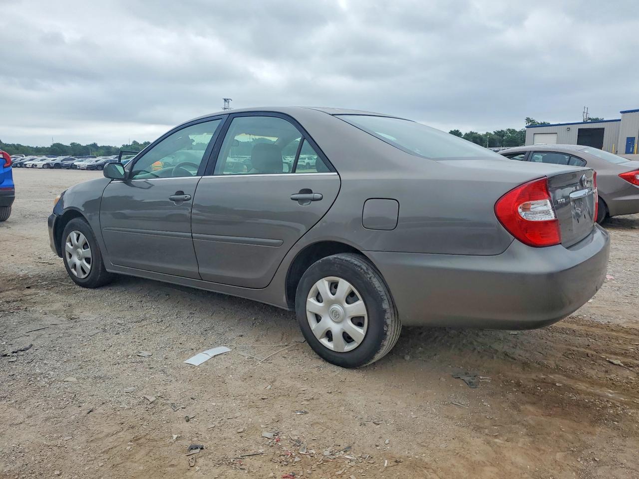 2003 Toyota Camry Le Silver vin: 4T1BE32K13U752261