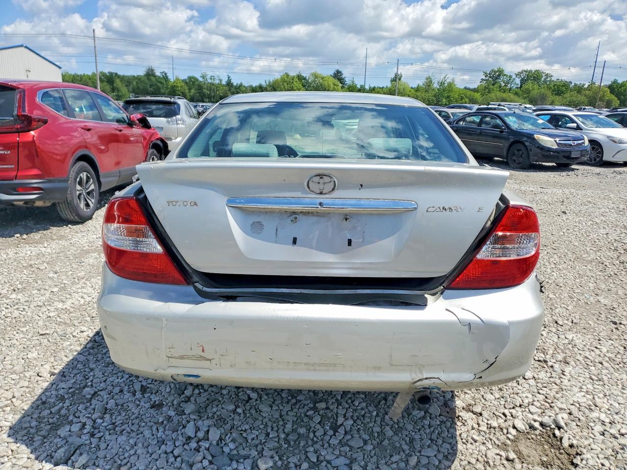 2004 Toyota Camry Le Silver vin: 4T1BE32K14U276742