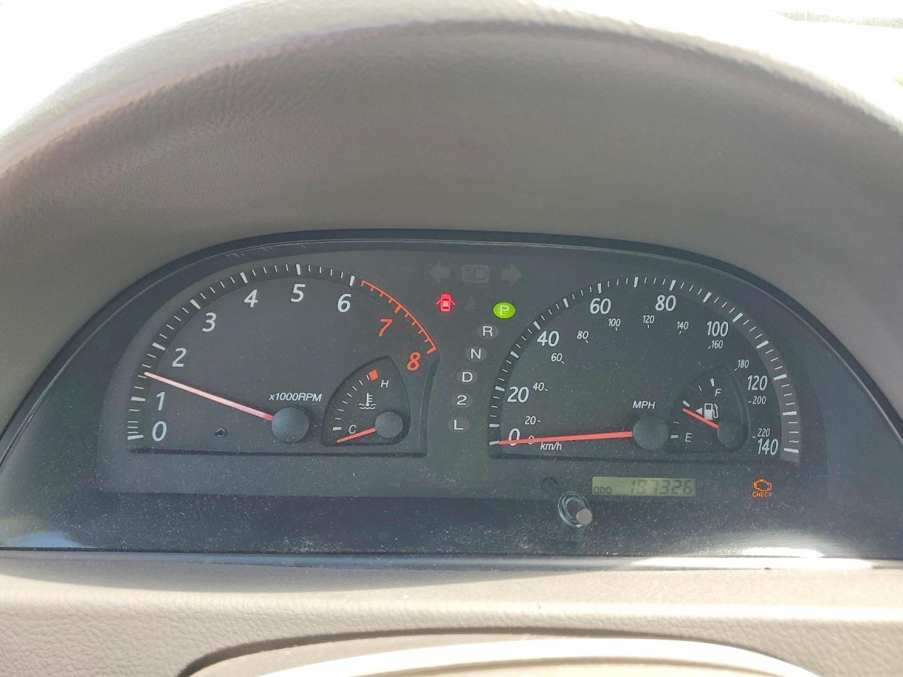2004 Toyota Camry Le Silver vin: 4T1BE32K14U276742