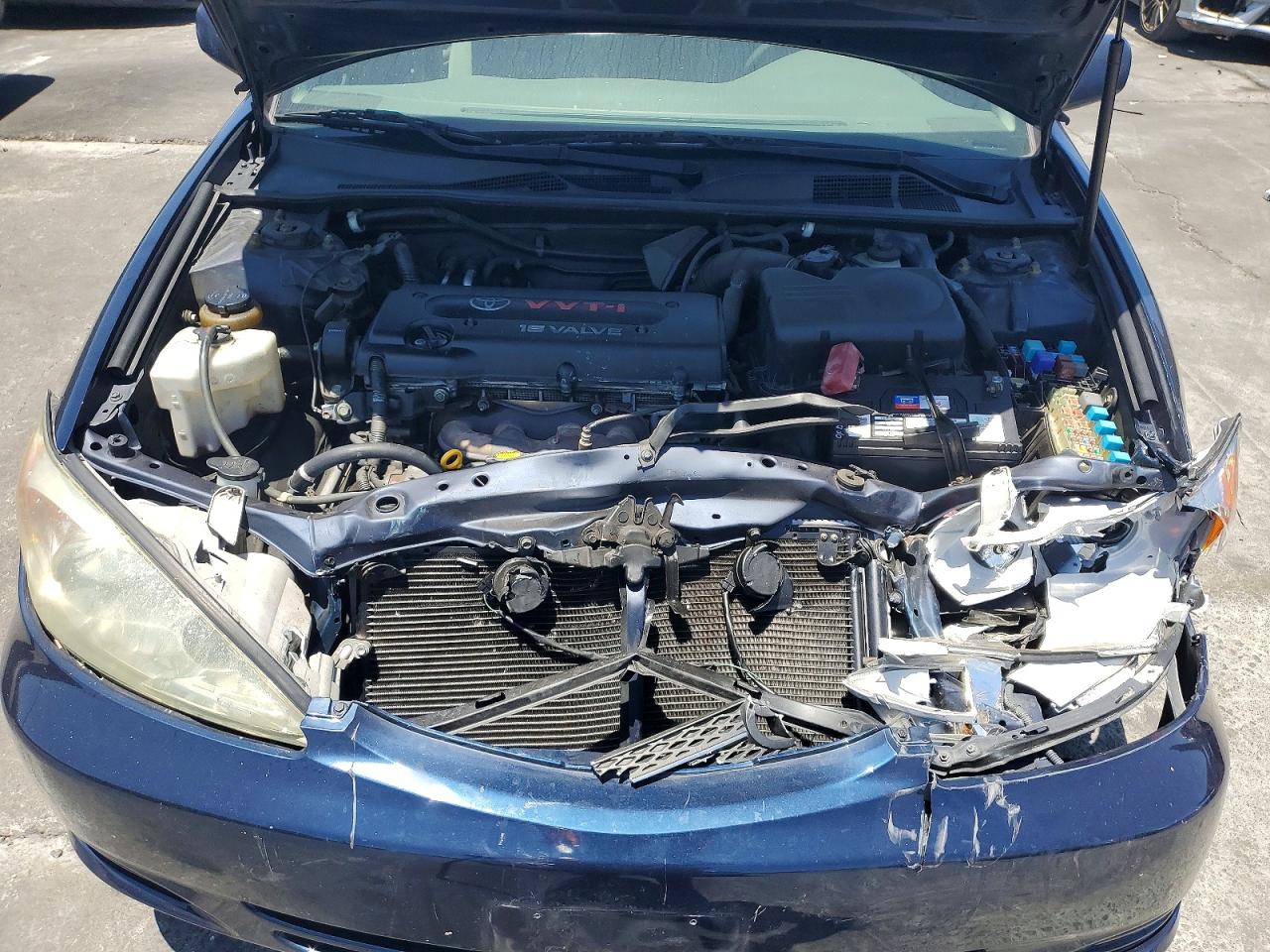 2004 Toyota Camry Le Синий vin: 4T1BE32K14U299650
