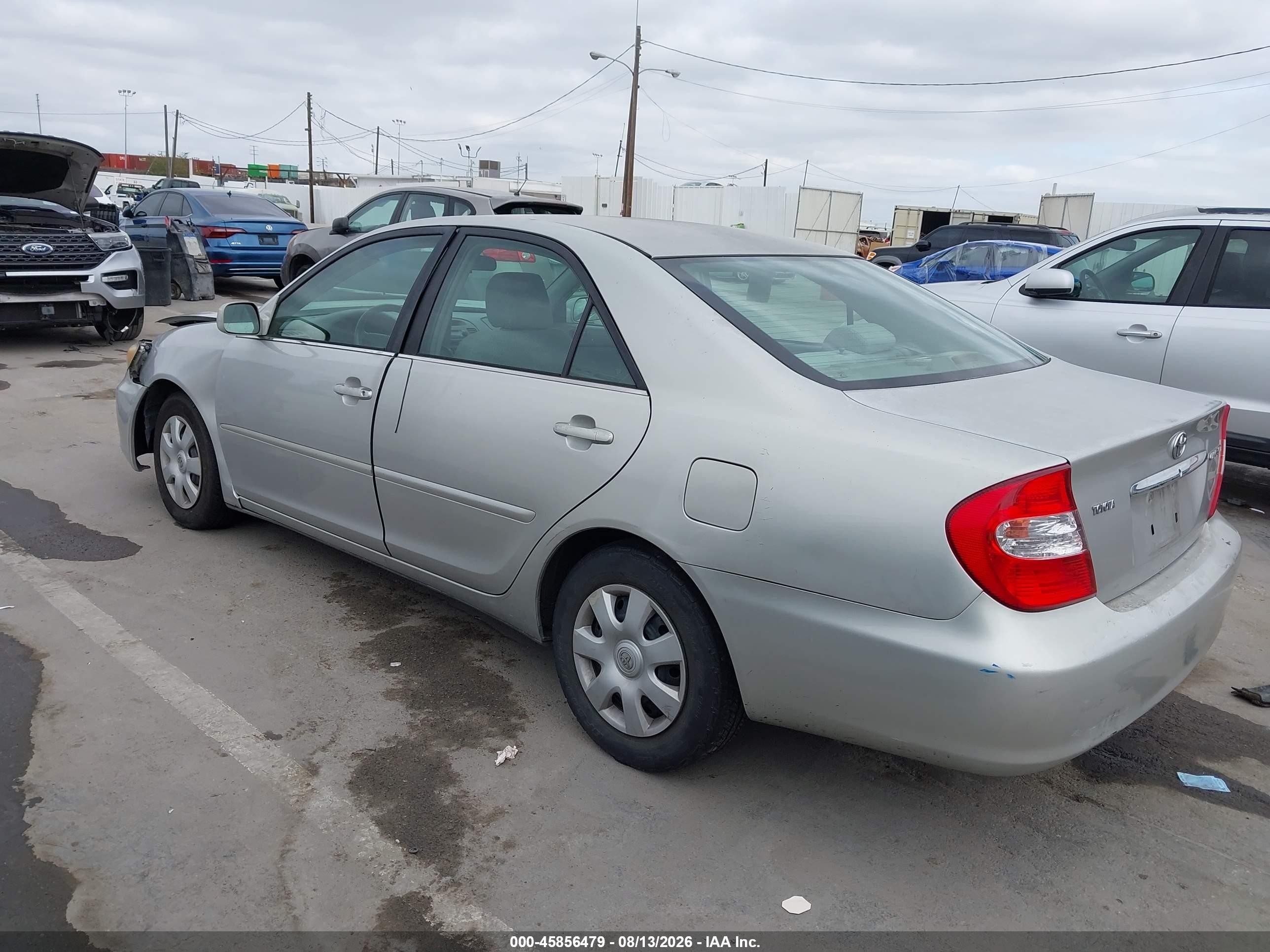 2004 Toyota Camry Le Silver vin: 4T1BE32K14U300666