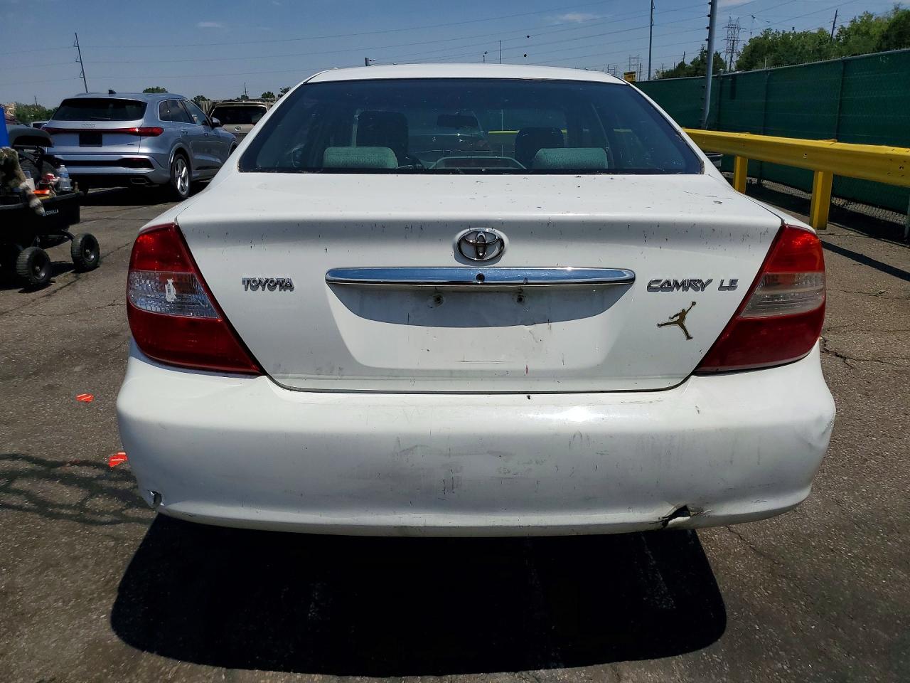 2004 Toyota Camry Le White vin: 4T1BE32K14U323915