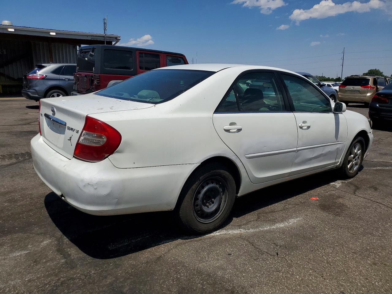 2004 Toyota Camry Le White vin: 4T1BE32K14U323915