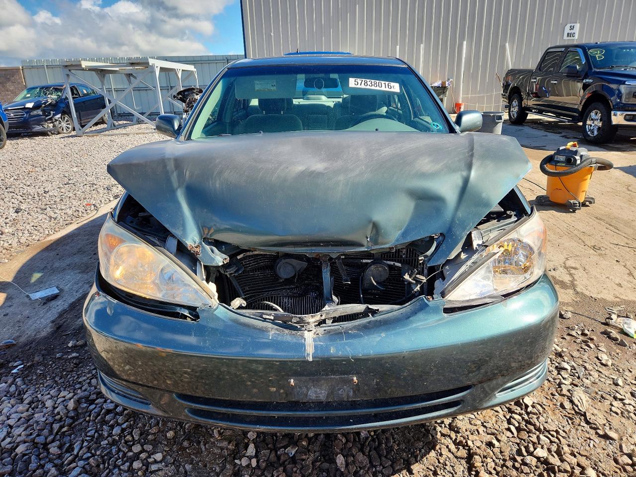 2004 Toyota Camry Le Green vin: 4T1BE32K14U331061