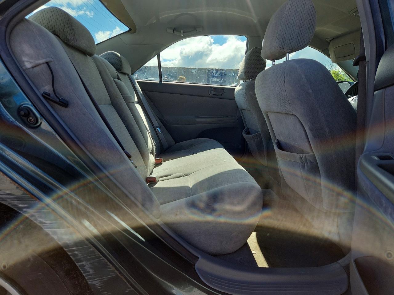 2004 Toyota Camry Le Green vin: 4T1BE32K14U331061