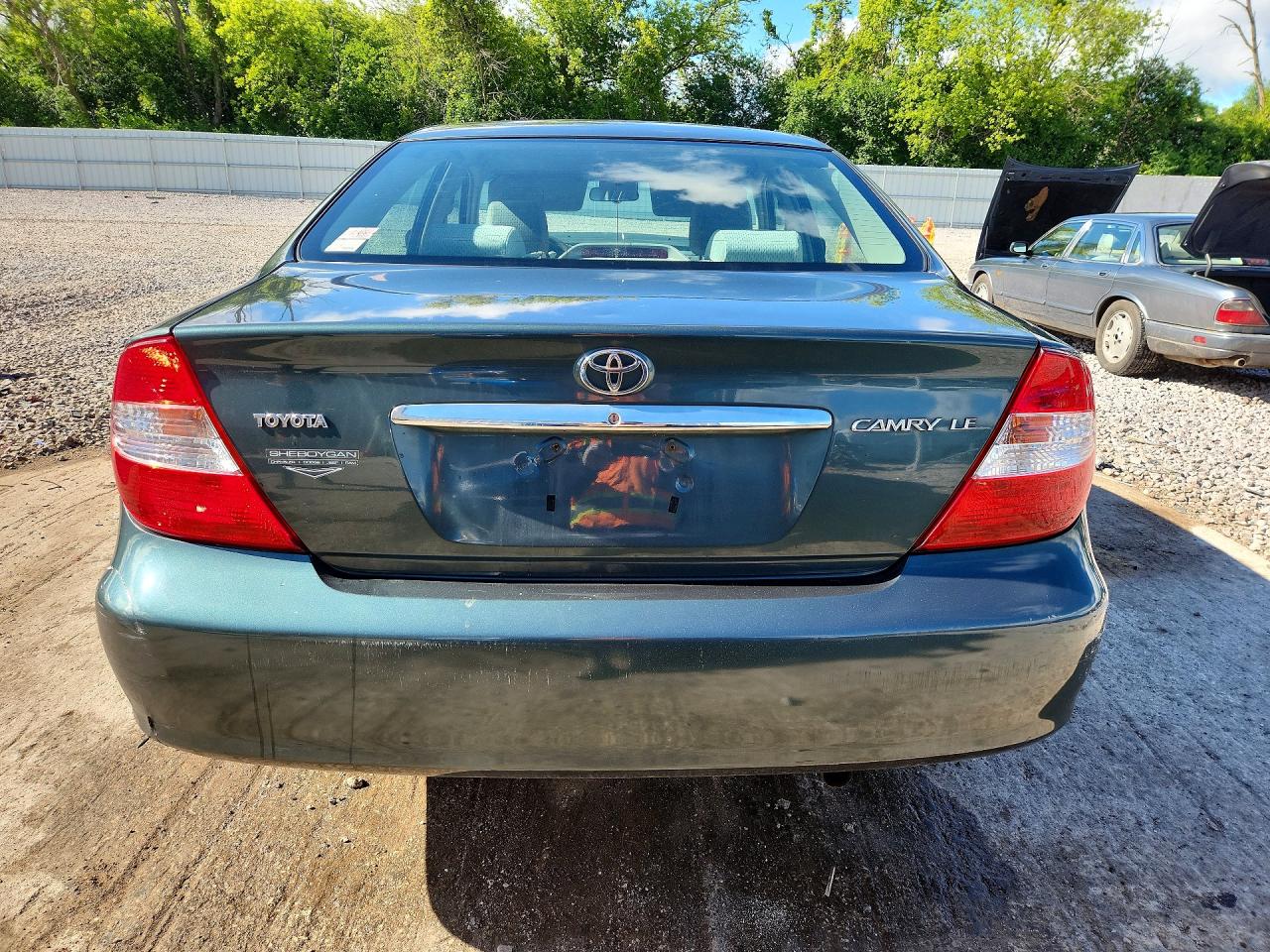 2004 Toyota Camry Le Green vin: 4T1BE32K14U331061